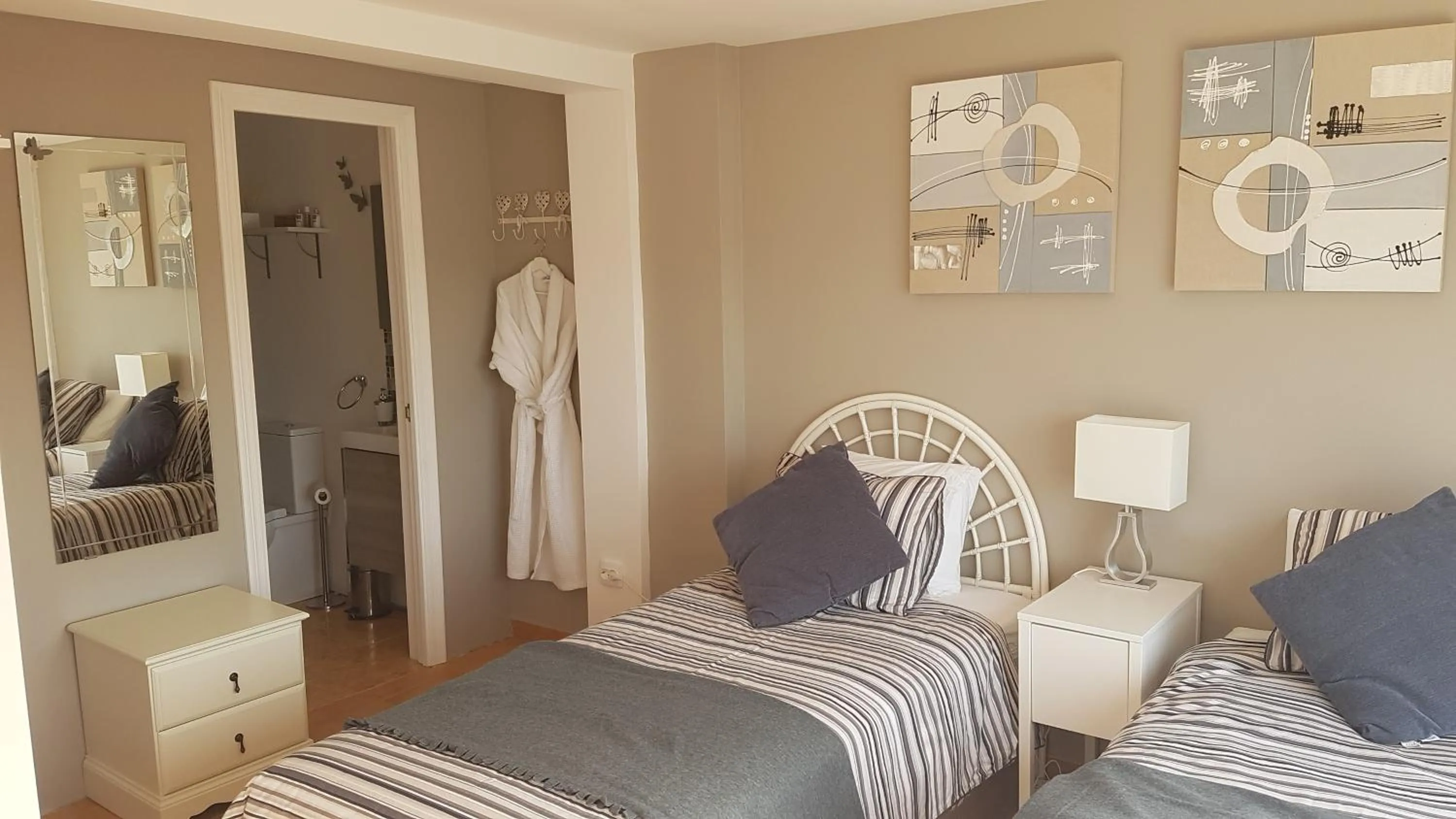 Bedroom, Bed in Casa Mariposa