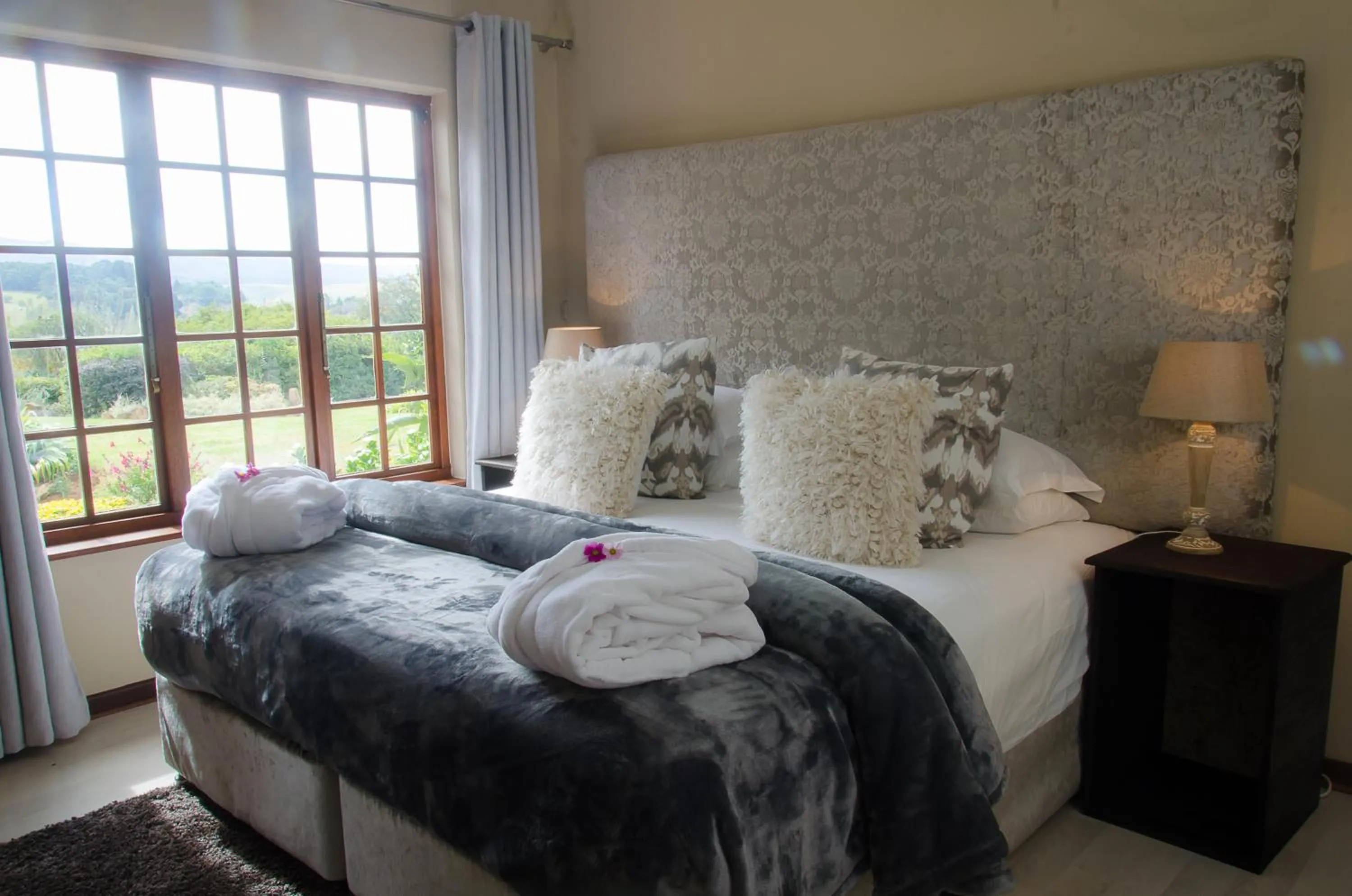 Bedroom, Bed in Granny Mouse Country House & Spa