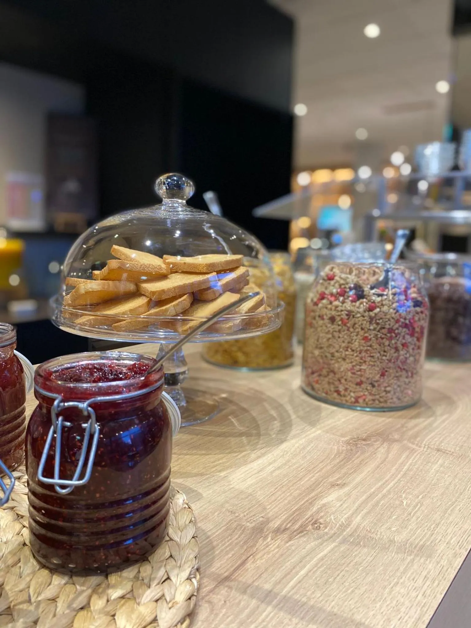 Buffet breakfast in Ibis Lugano Paradiso