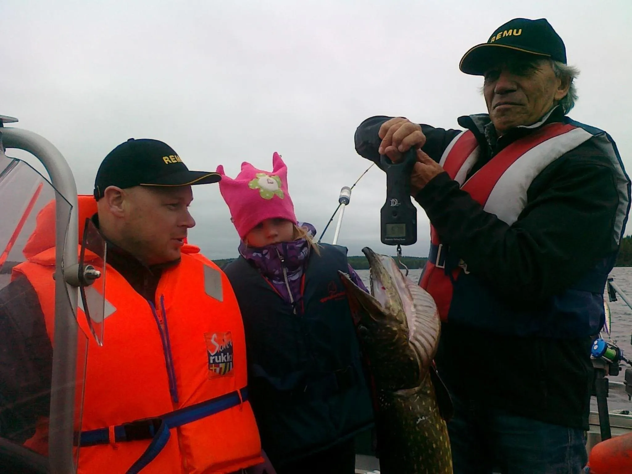 Fishing in Hyvölän Talo
