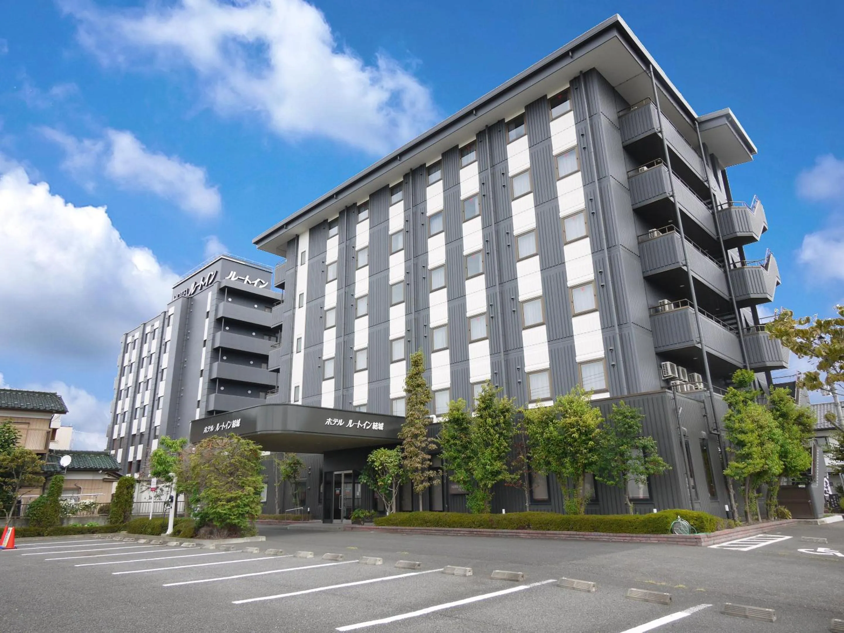 Property building in Hotel Route-Inn Yuki