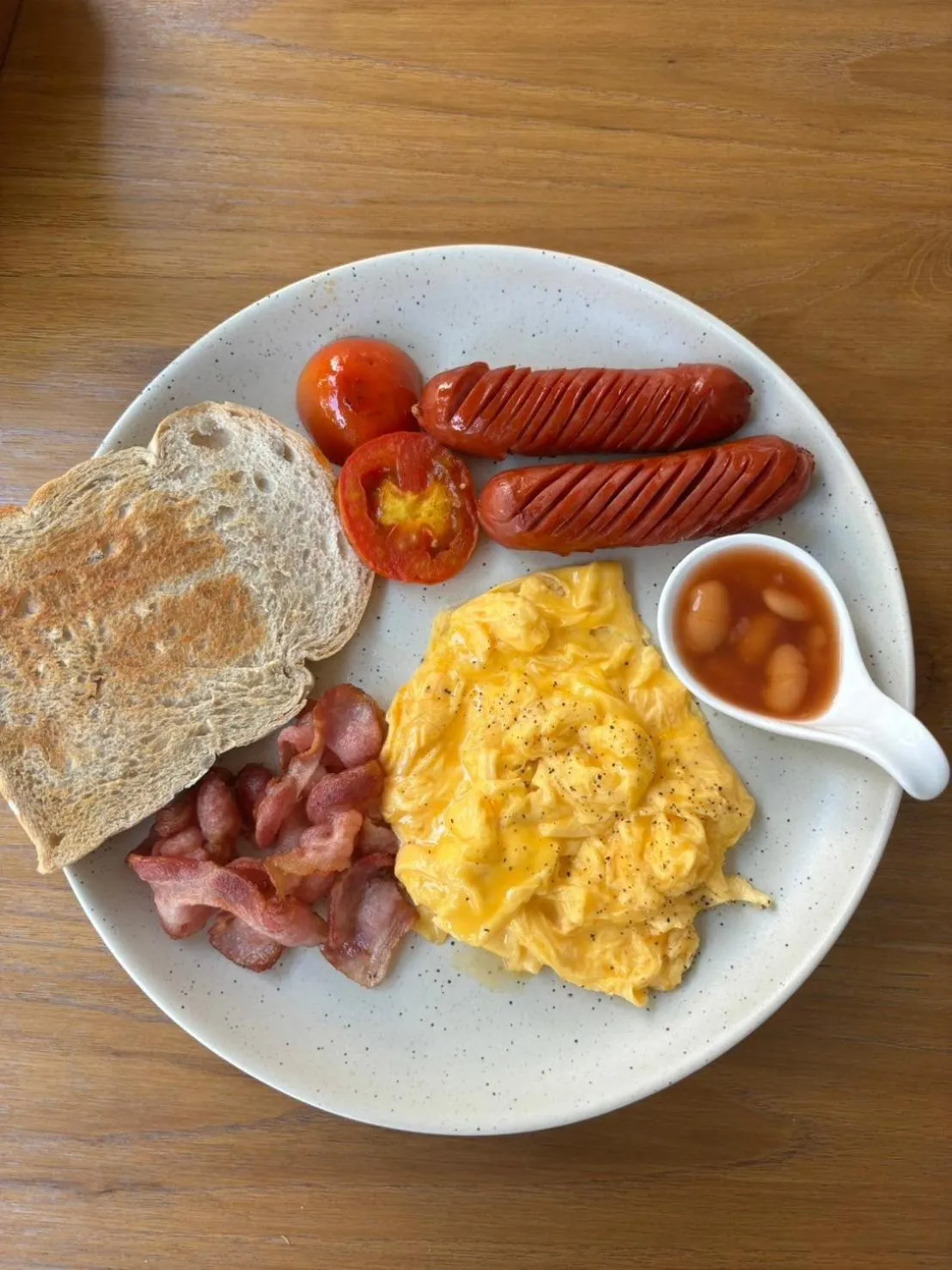 Restaurant/places to eat in Rin Bay View Resort