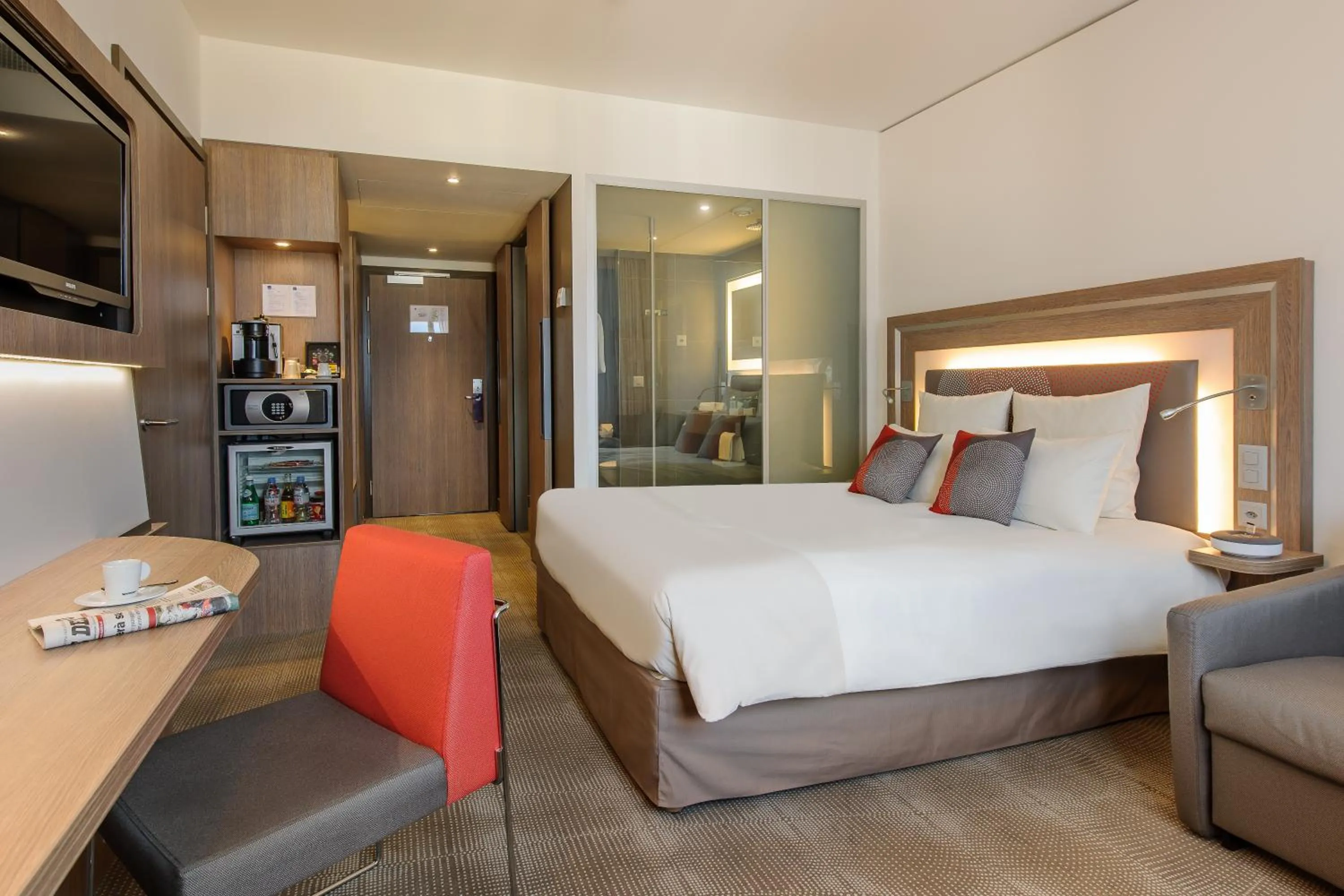 Bed in Novotel Lugano Paradiso