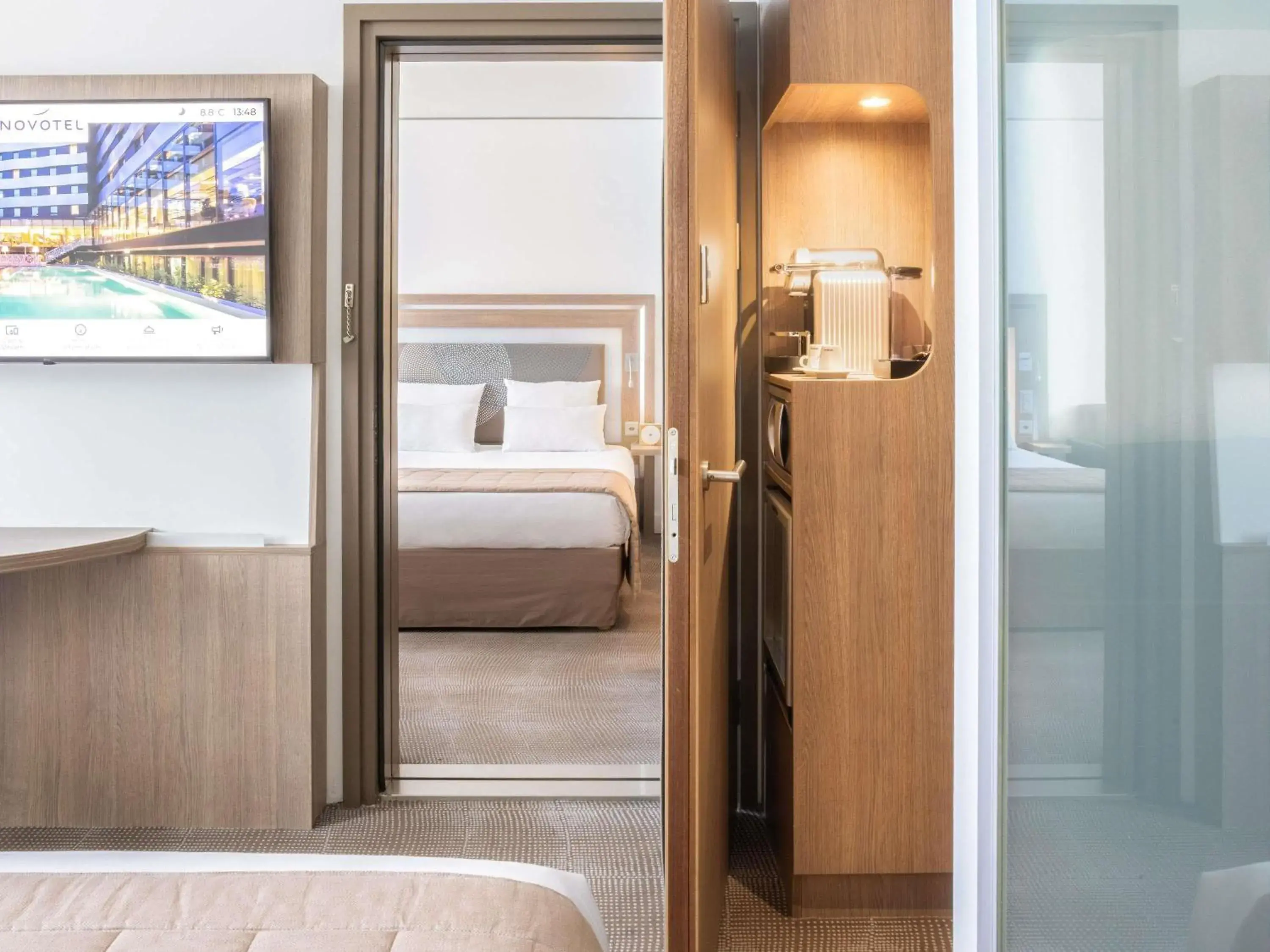 Connecting Rooms in Novotel Lugano Paradiso Connecting Rooms in Novotel Lugano Paradiso