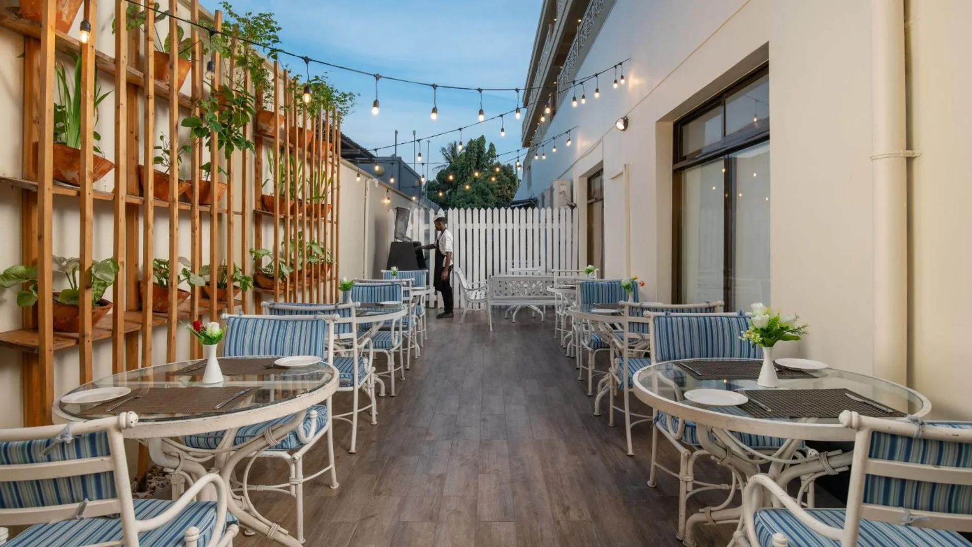 Dining area in Peninsula Hotel Dar Es Salaam