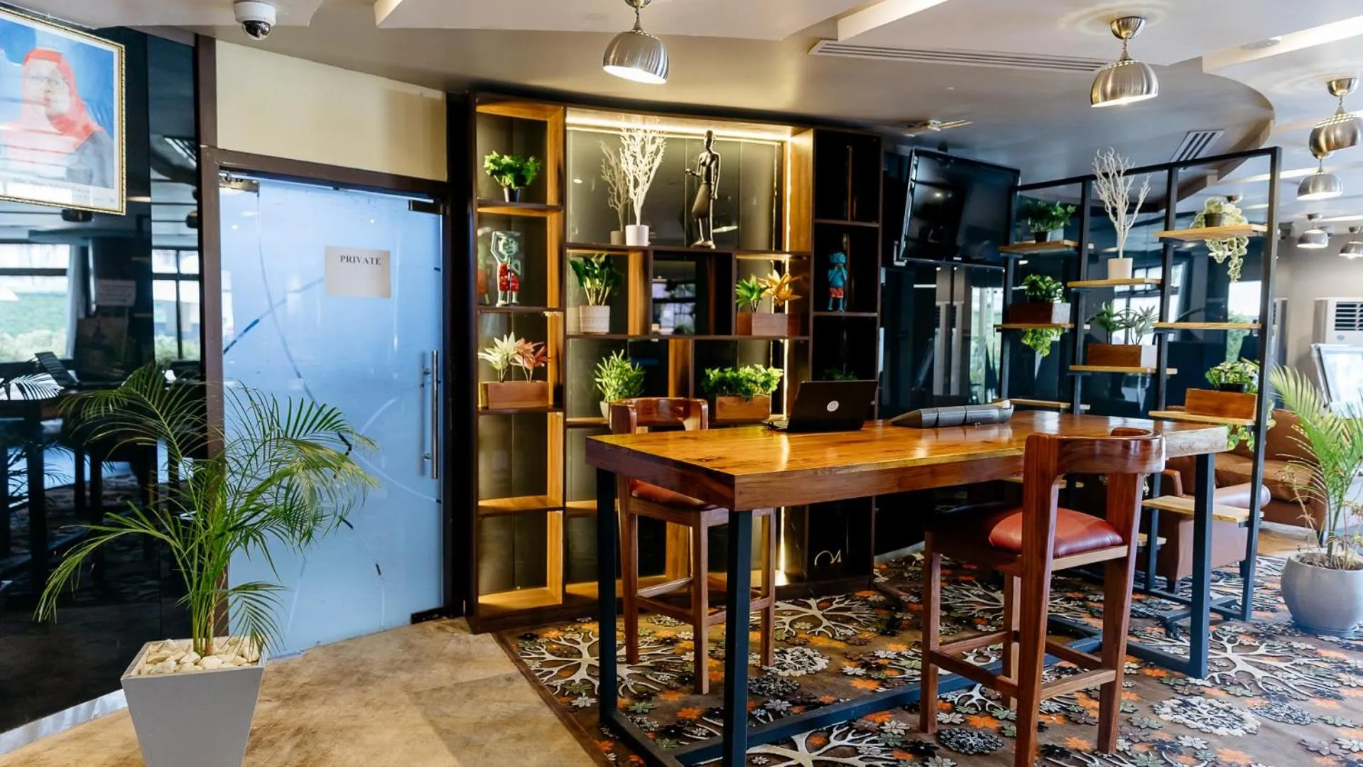 Business facilities in Peninsula Hotel Dar Es Salaam