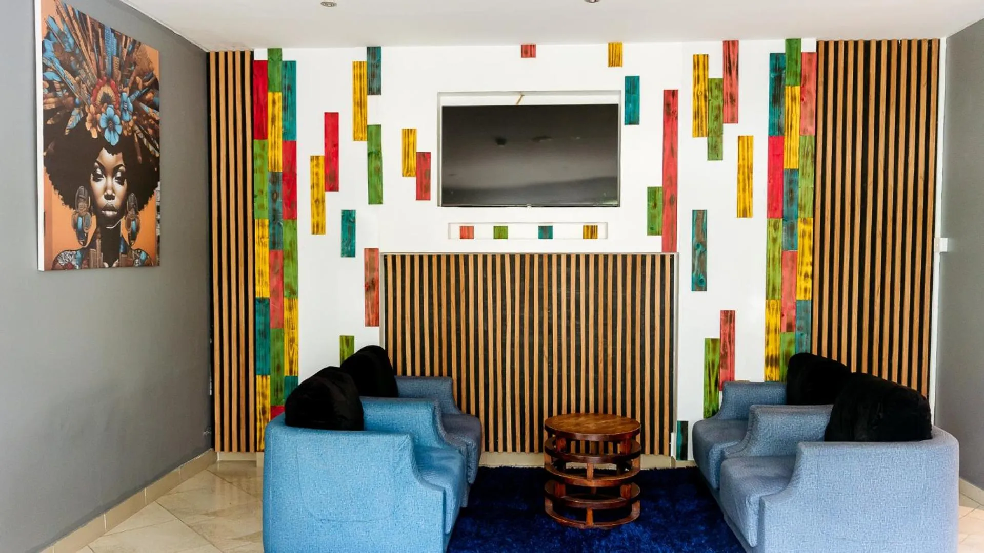 Seating area in Peninsula Hotel Dar Es Salaam