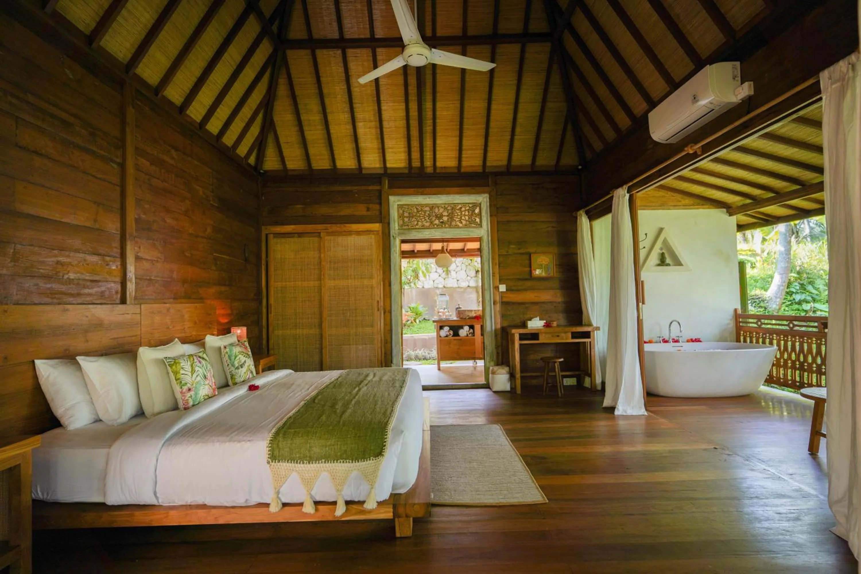 Bedroom, Bed in The Shala Bali