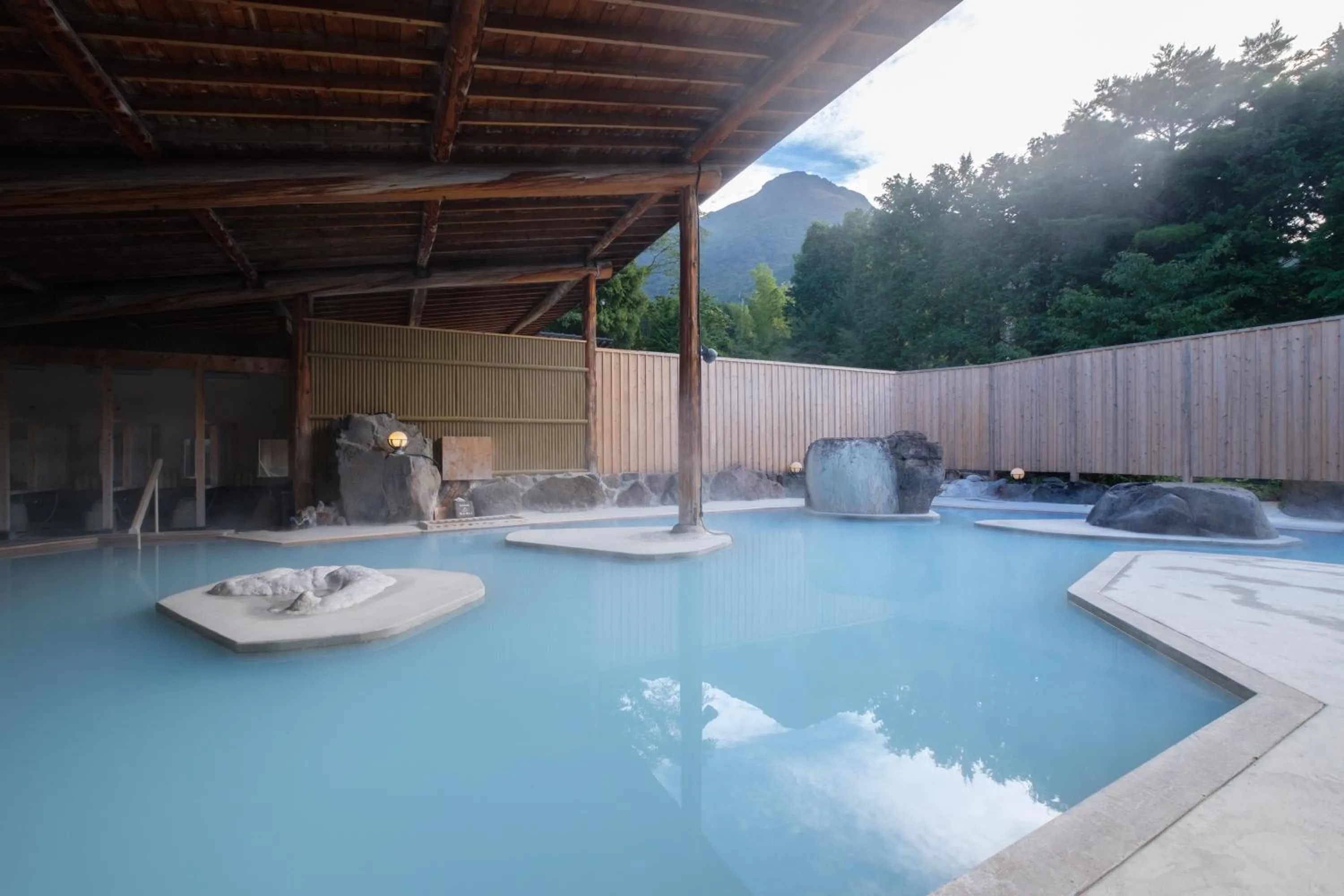 Hot Spring Bath in Yufuin Onsen Tsukanoma