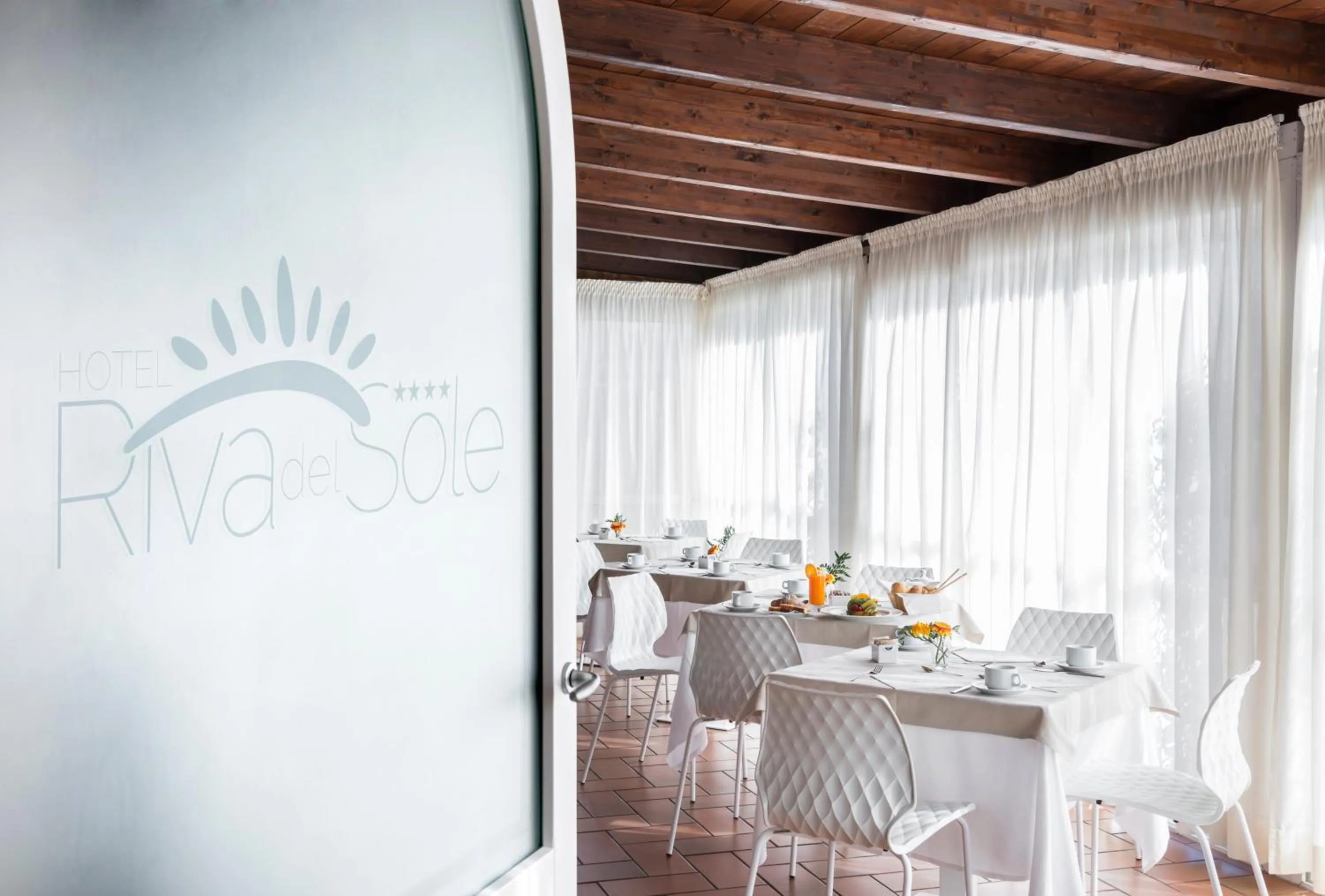 Restaurant/places to eat in Hotel Riva del Sole