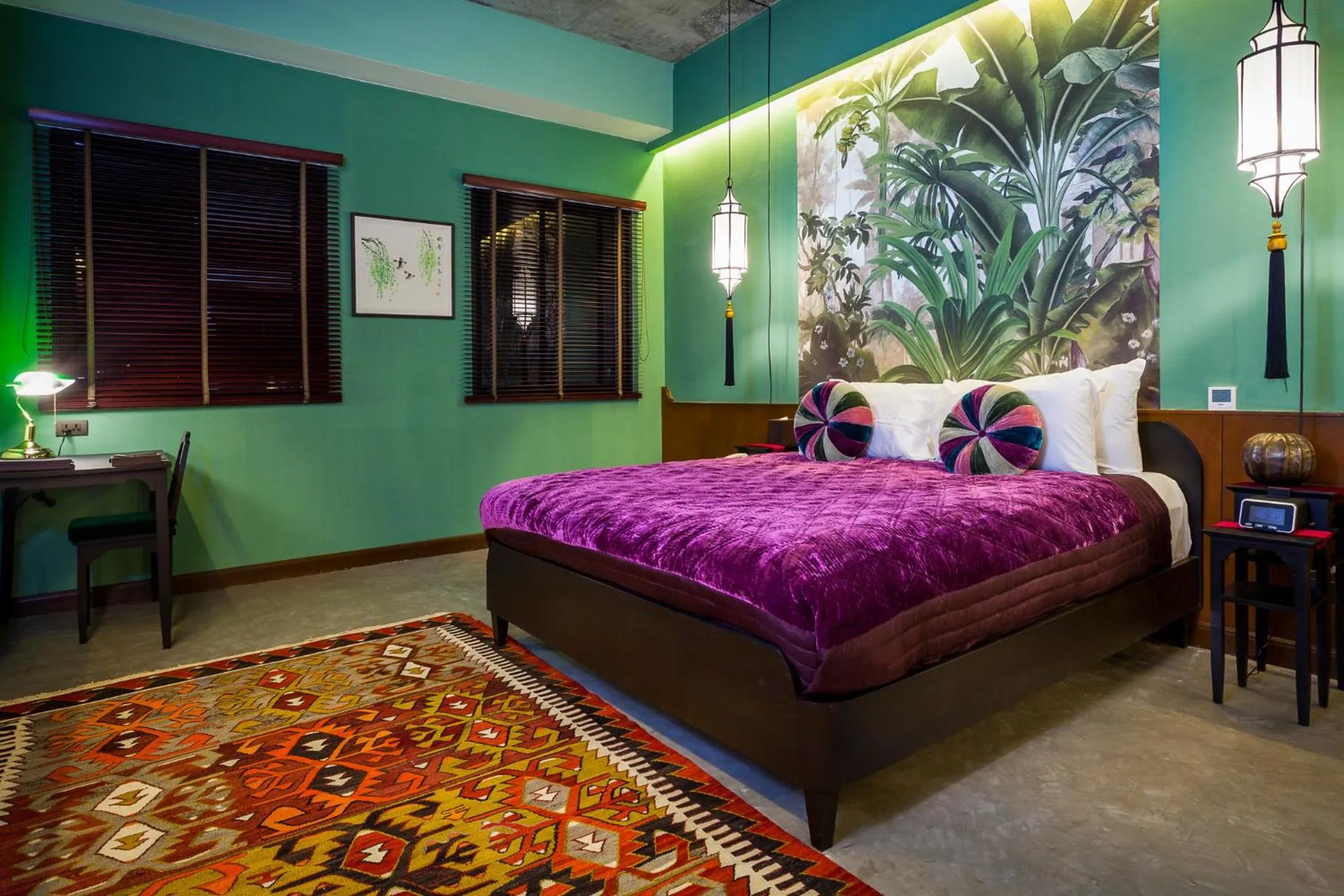 Bed in Lao Poet Hotel