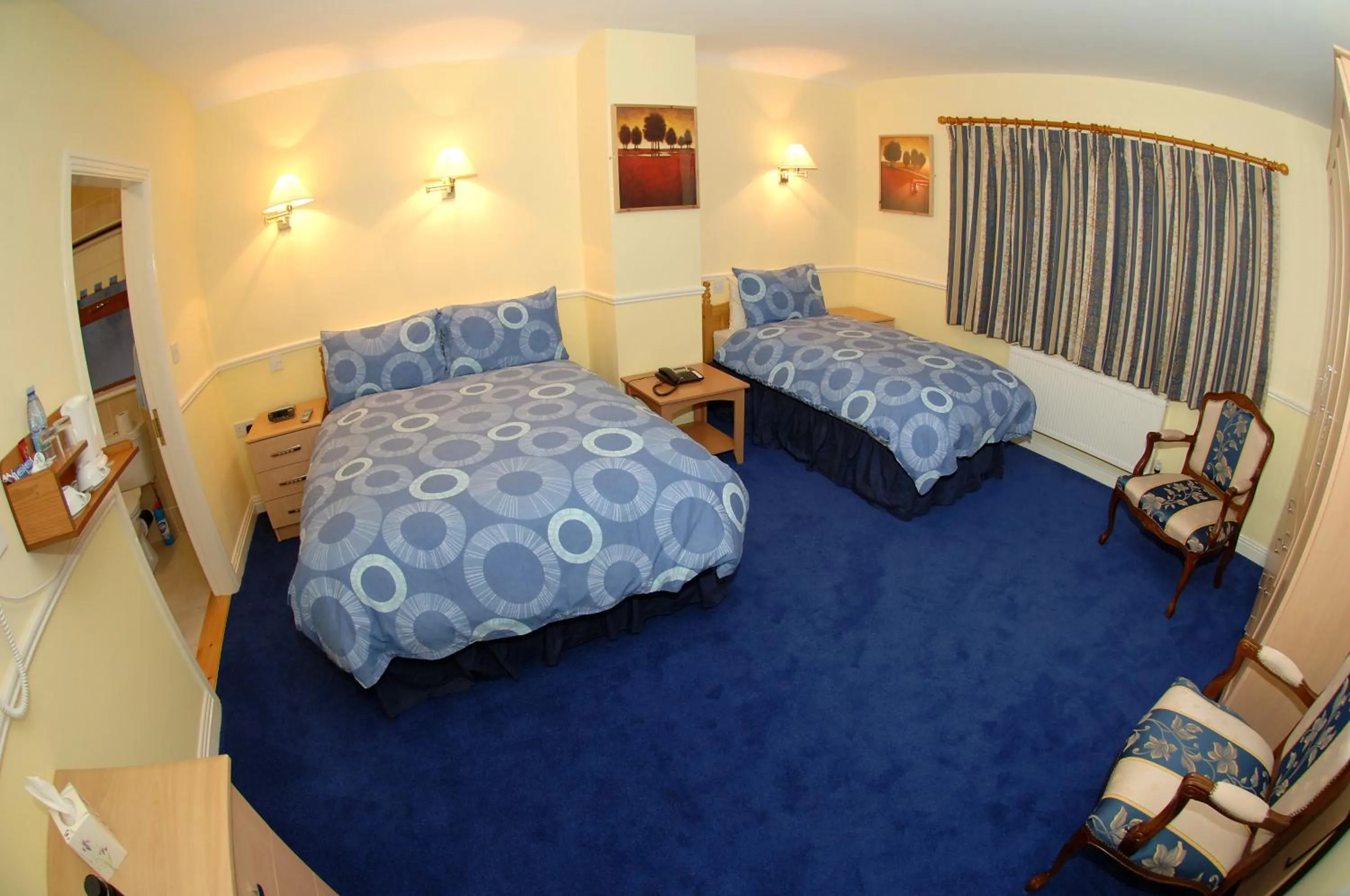 Photo of the whole room, Bed in Avlon House Bed and Breakfast