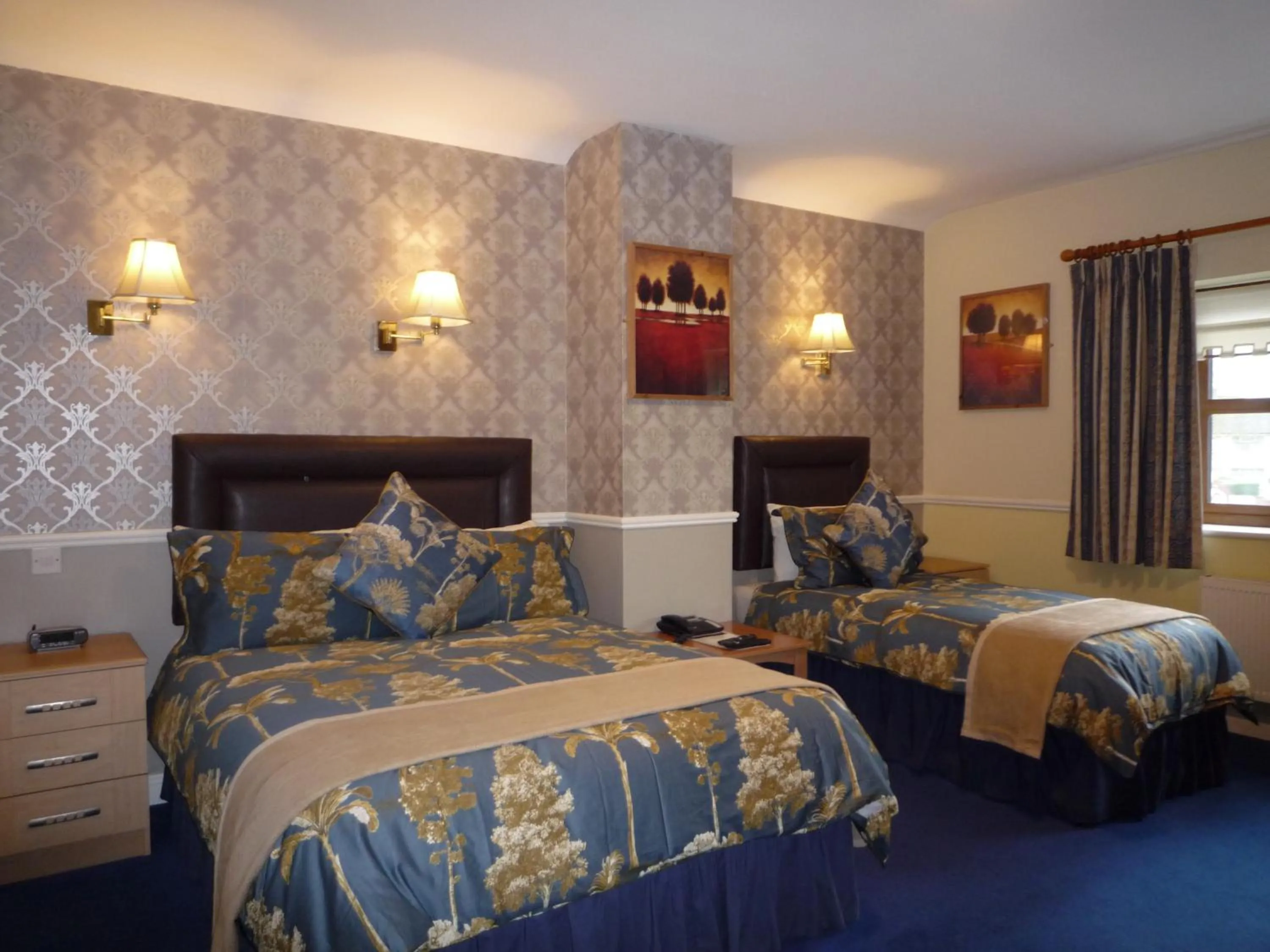 Photo of the whole room, Bed in Avlon House Bed and Breakfast