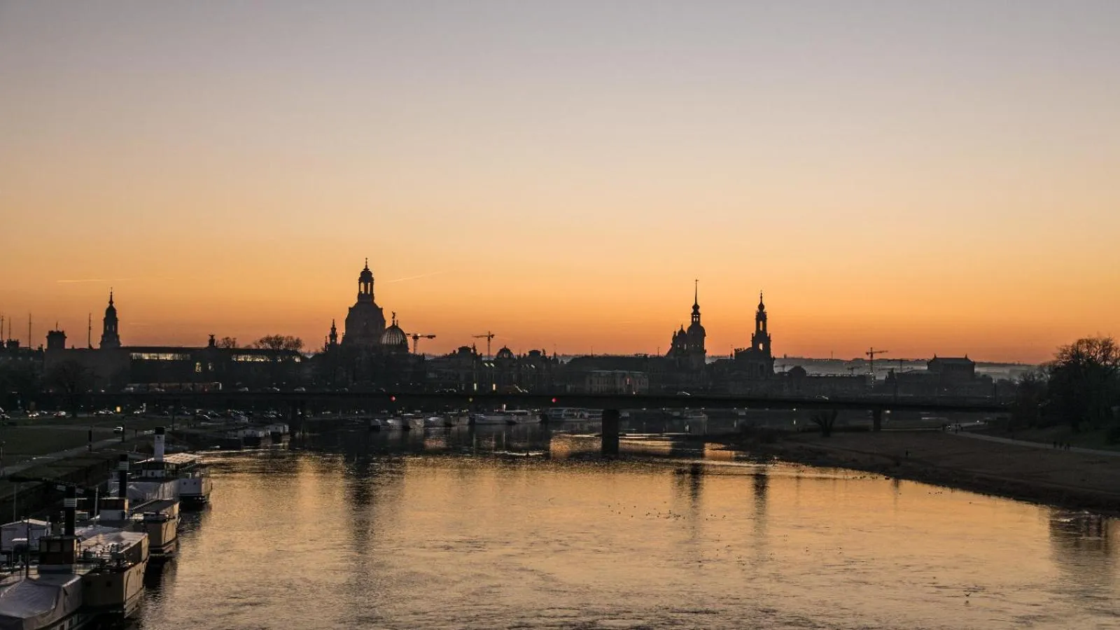 Activities in Urban Capsule