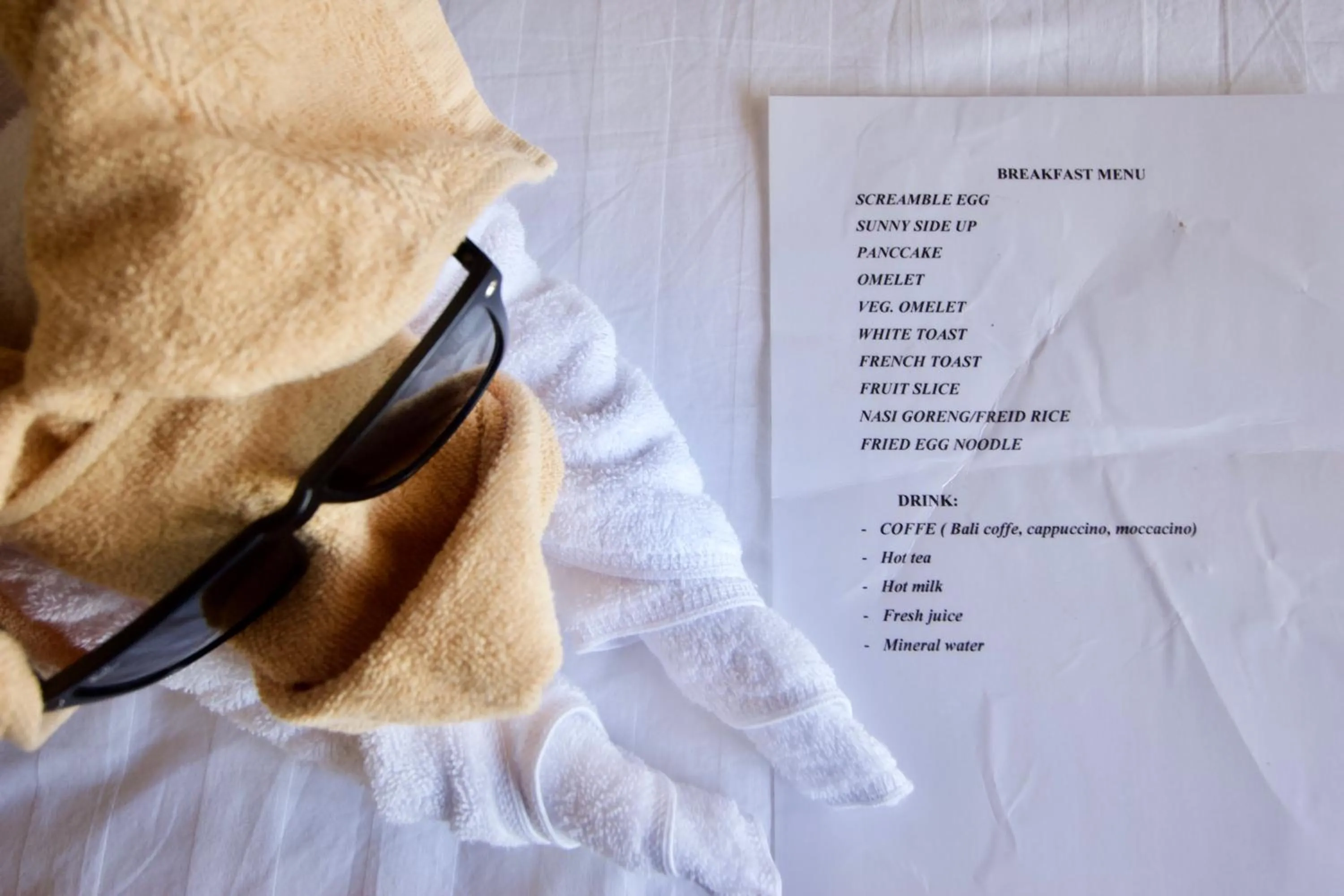 Food and drinks in Kubu Artha Bungalow Nusa Penida