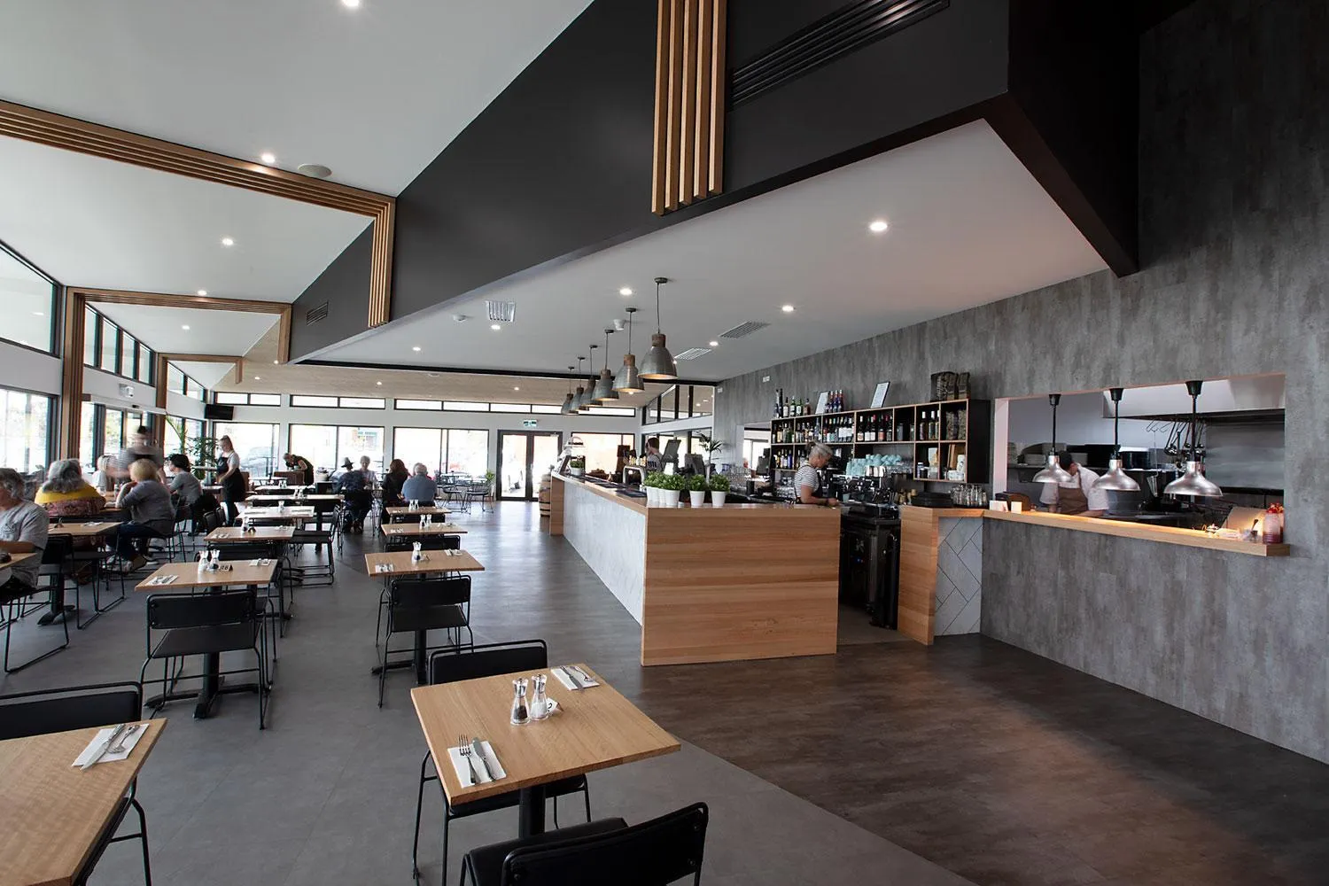 Restaurant/places to eat in Tasman Holiday Parks - St Helens