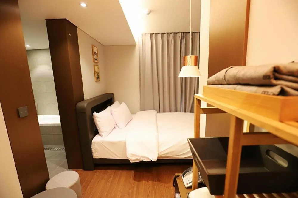 Bed in Namyangju Bukhangang dolcecasa hotel