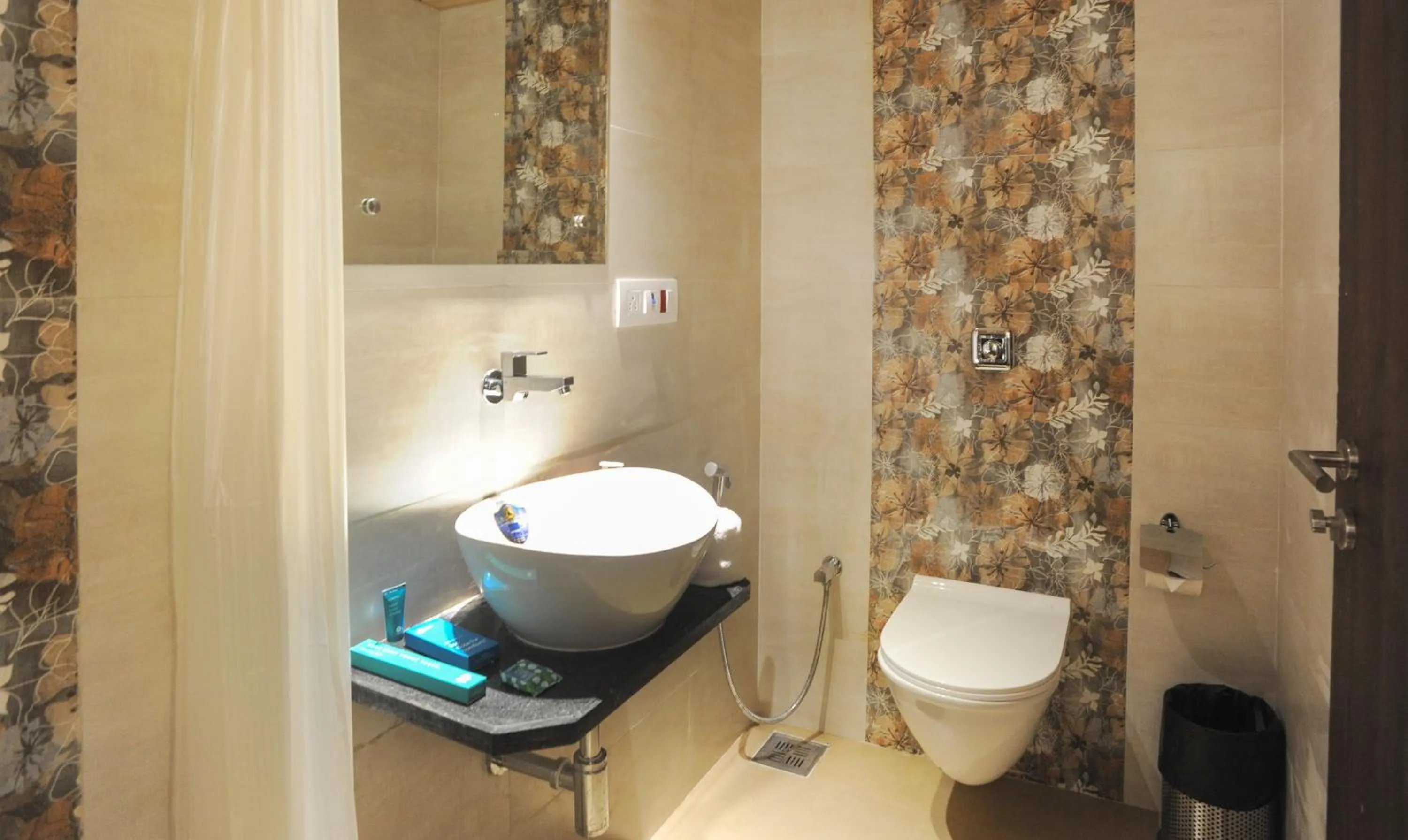 Bathroom in Treebo Balaji Residency, Kolhapur