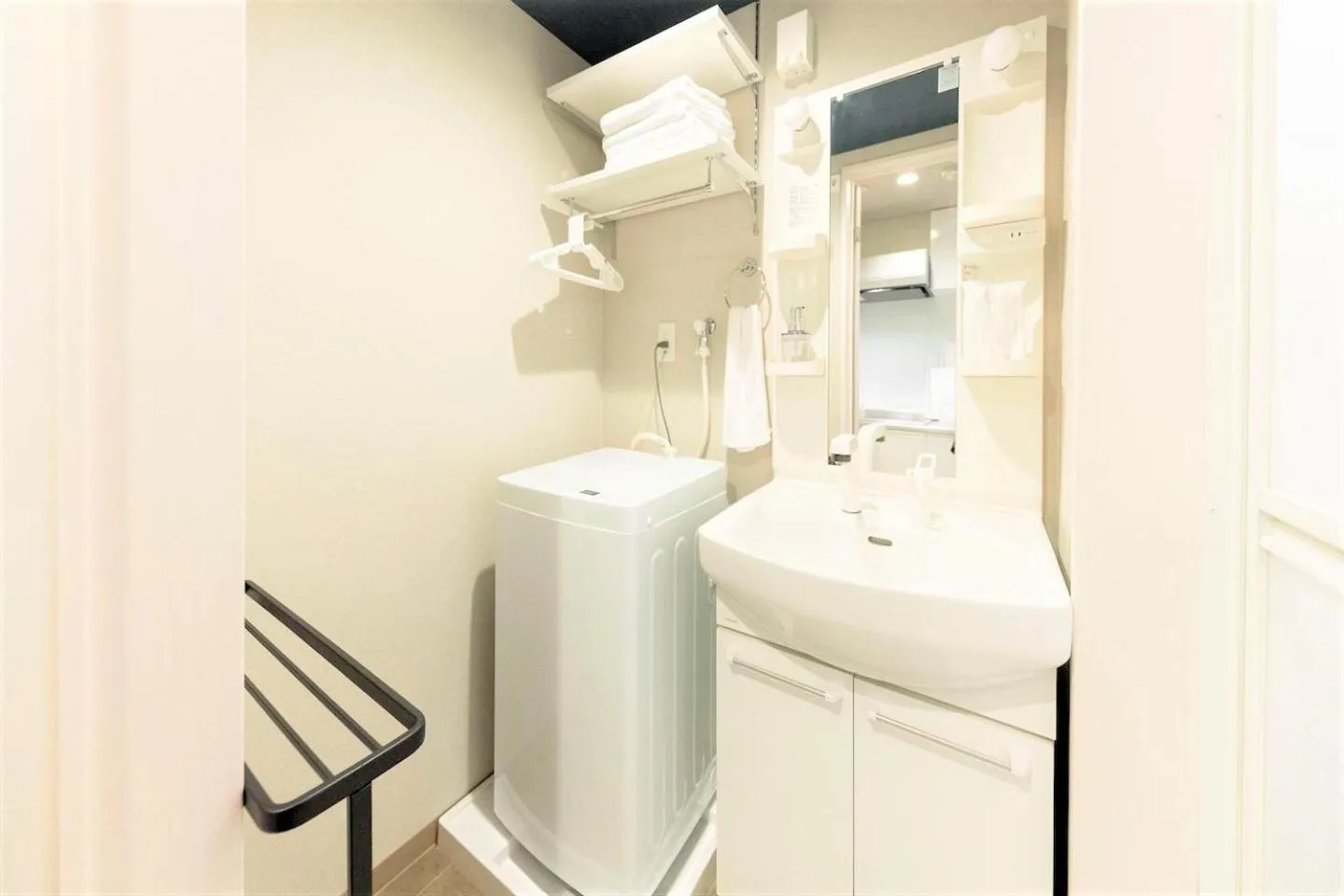 Bathroom in TRIP POD TSUMASHOJI