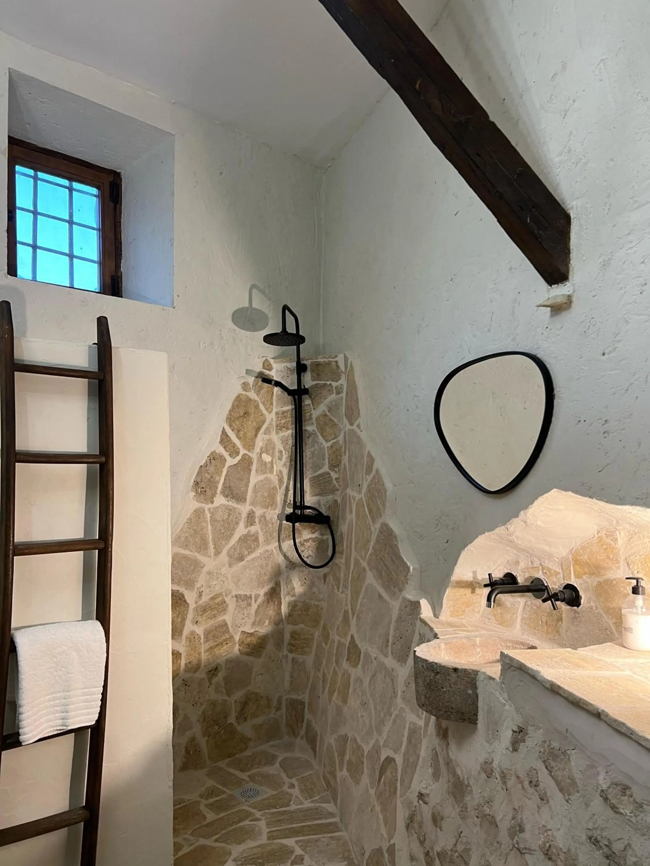 Shower in Casa Rural La Chocolateria