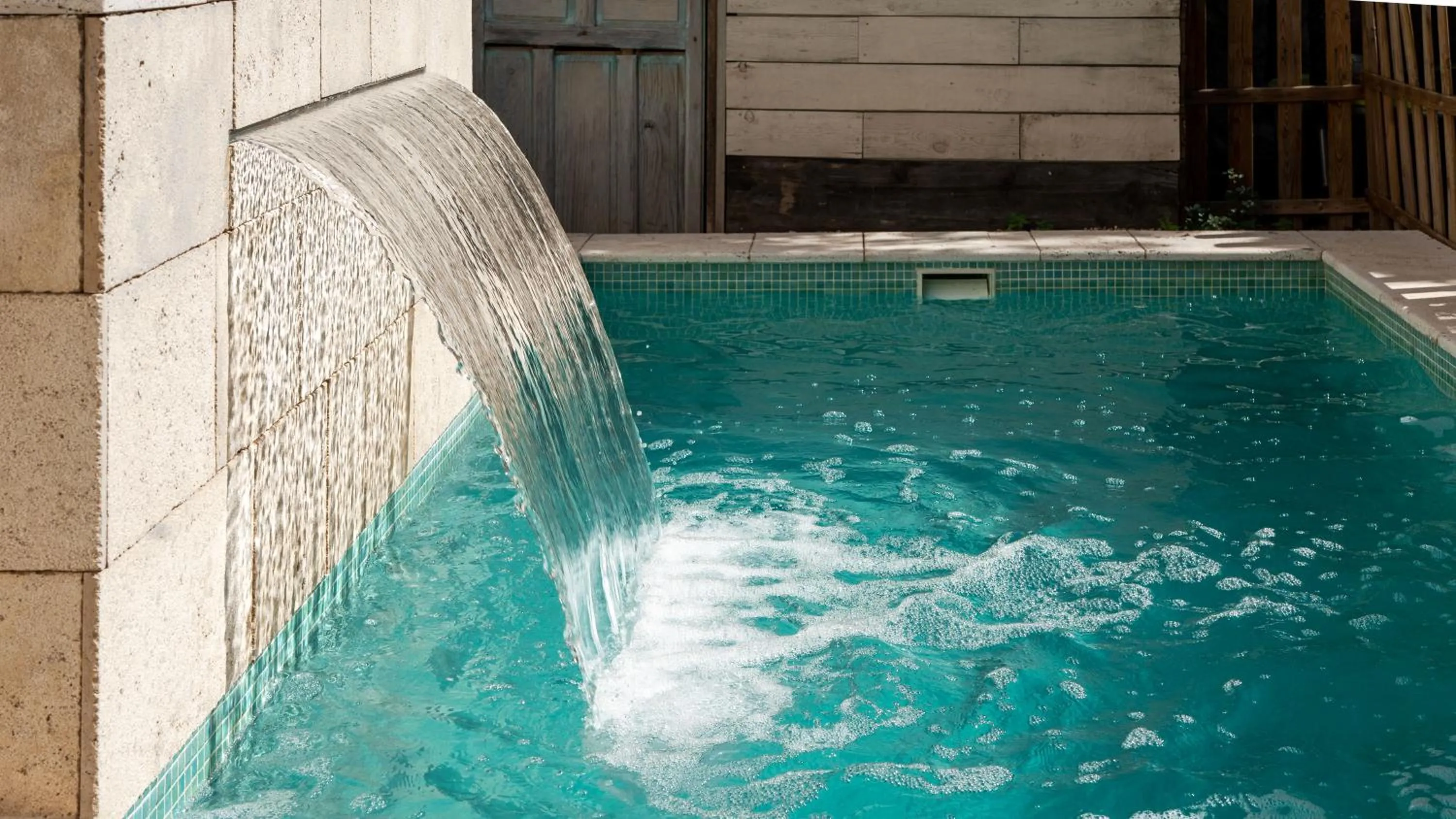 Swimming pool in Casa Rural La Chocolateria