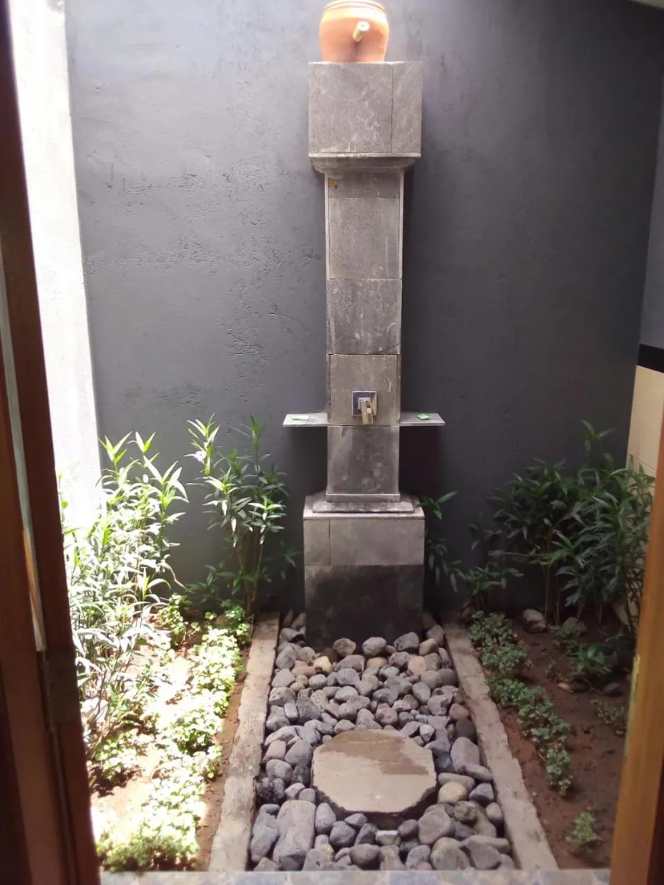 Bathroom in Eliska Sari Bungalows Sumberkima
