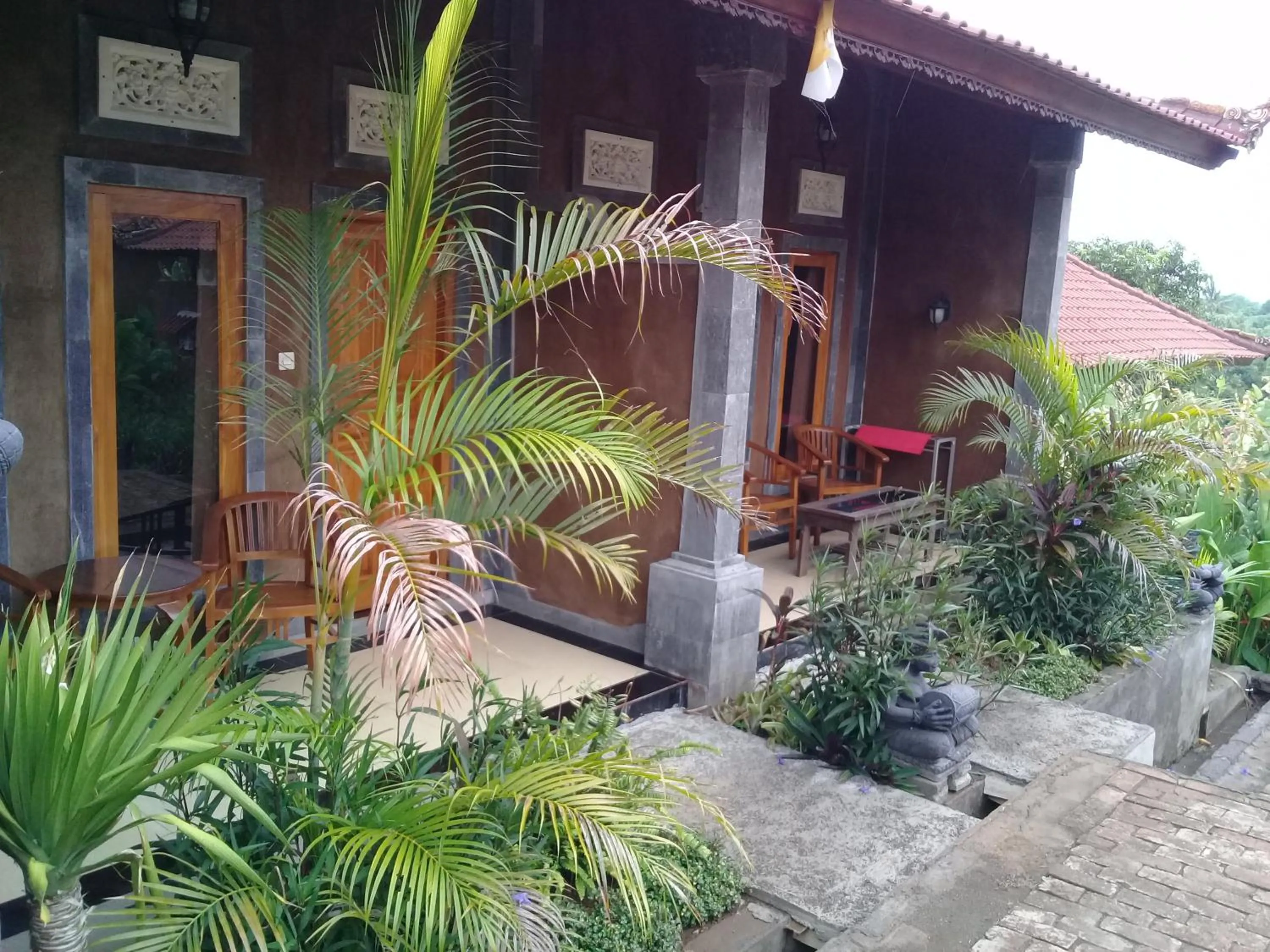 Patio in Eliska Sari Bungalows Sumberkima