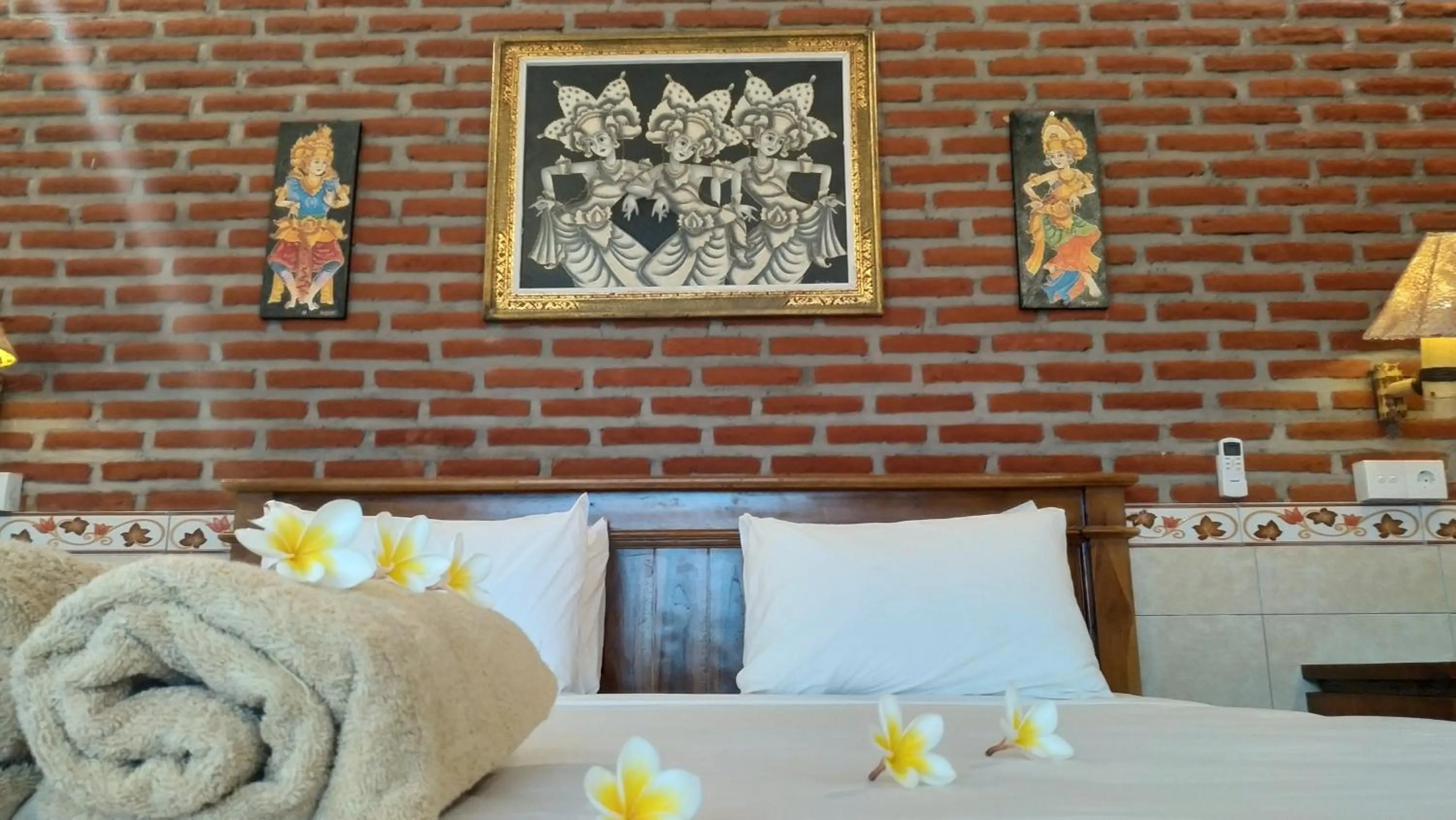 Bedroom, Bed in Eliska Sari Bungalows Sumberkima