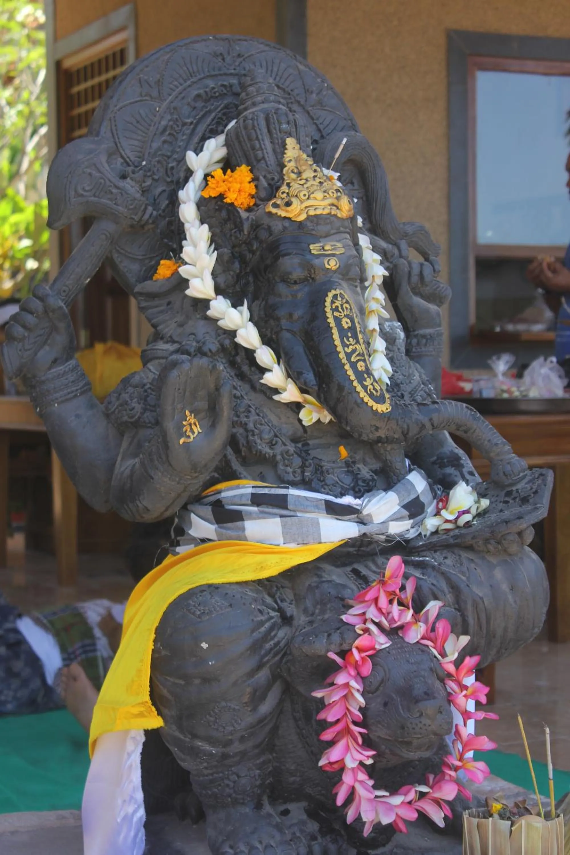 Decorative detail in Eliska Sari Bungalows Sumberkima