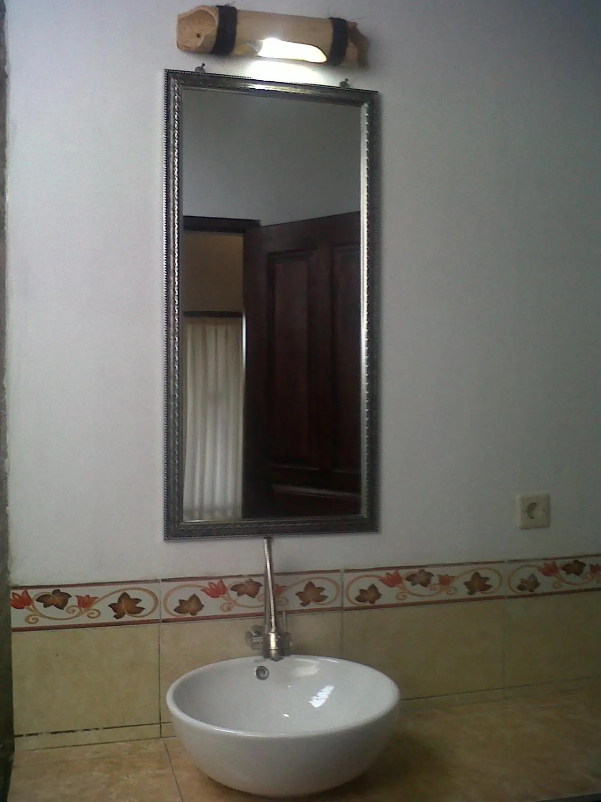 Bathroom in Eliska Sari Bungalows Sumberkima