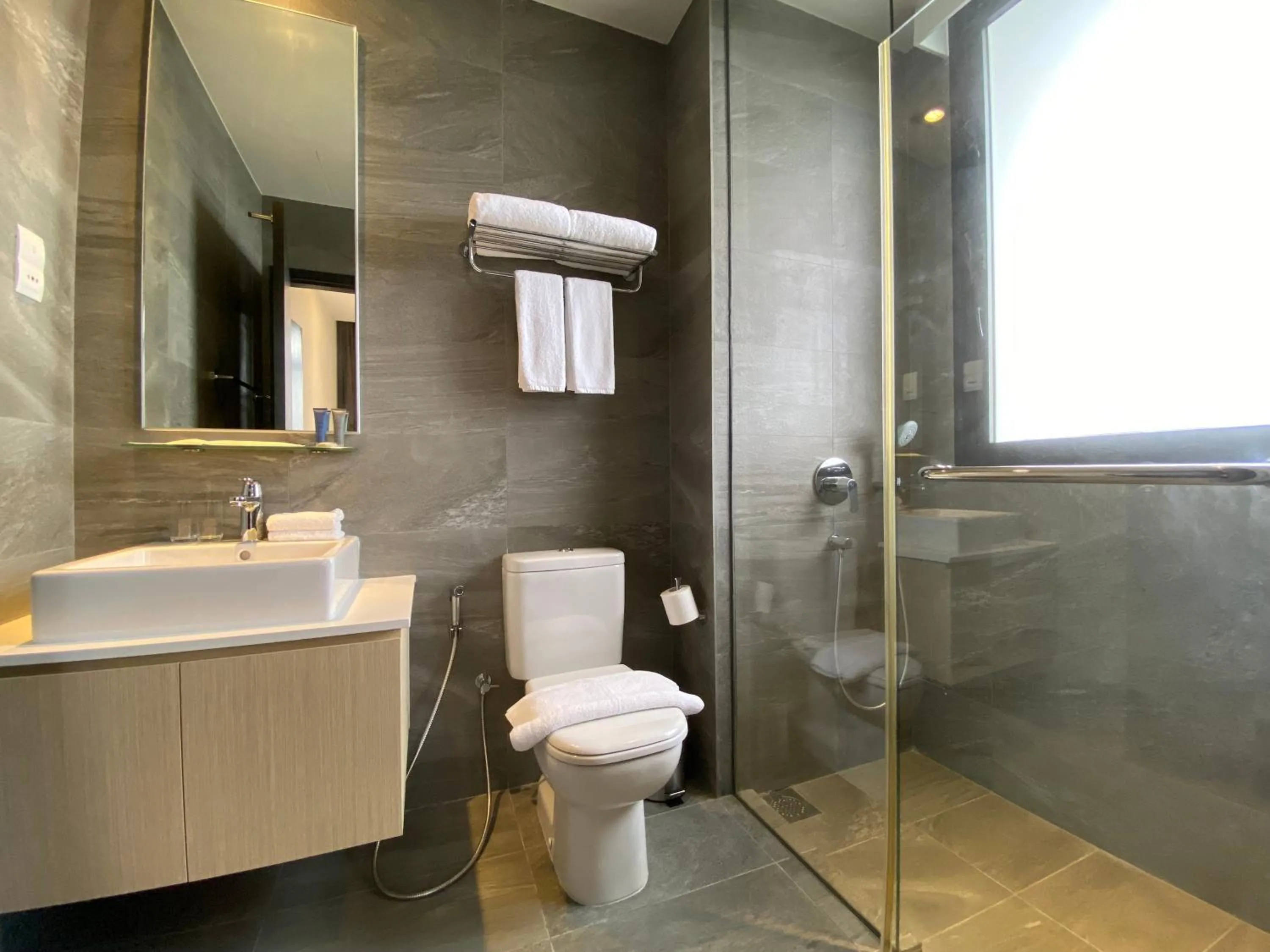 Bathroom in Momentus Serviced Residences Novena