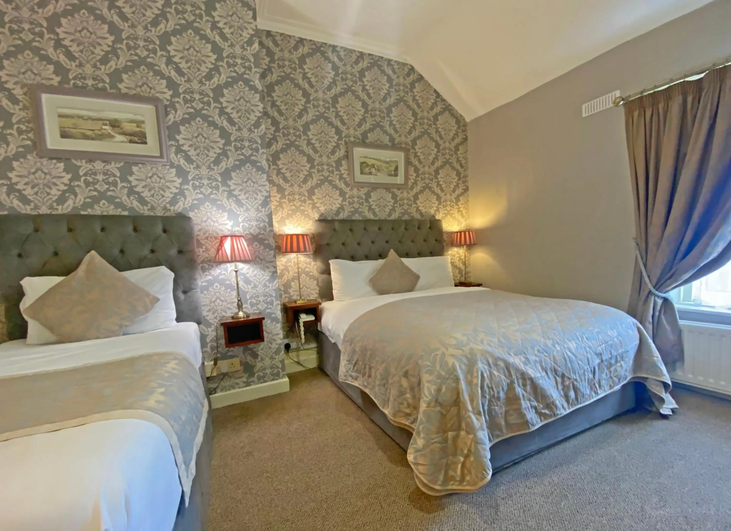 Bed in Fitzwilliam Townhouse