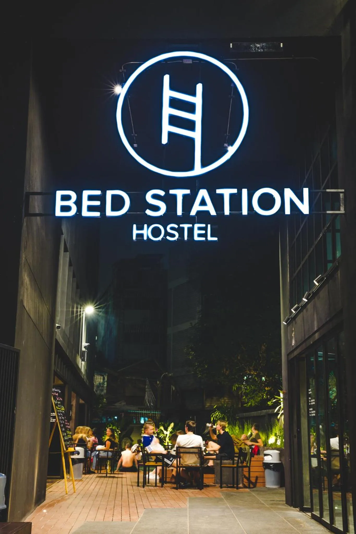 Facade/entrance in BED STATION Hostel Khaosan