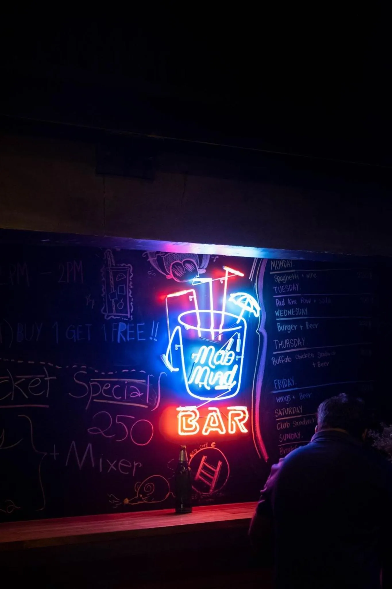 Lounge or bar in BED STATION Hostel Khaosan