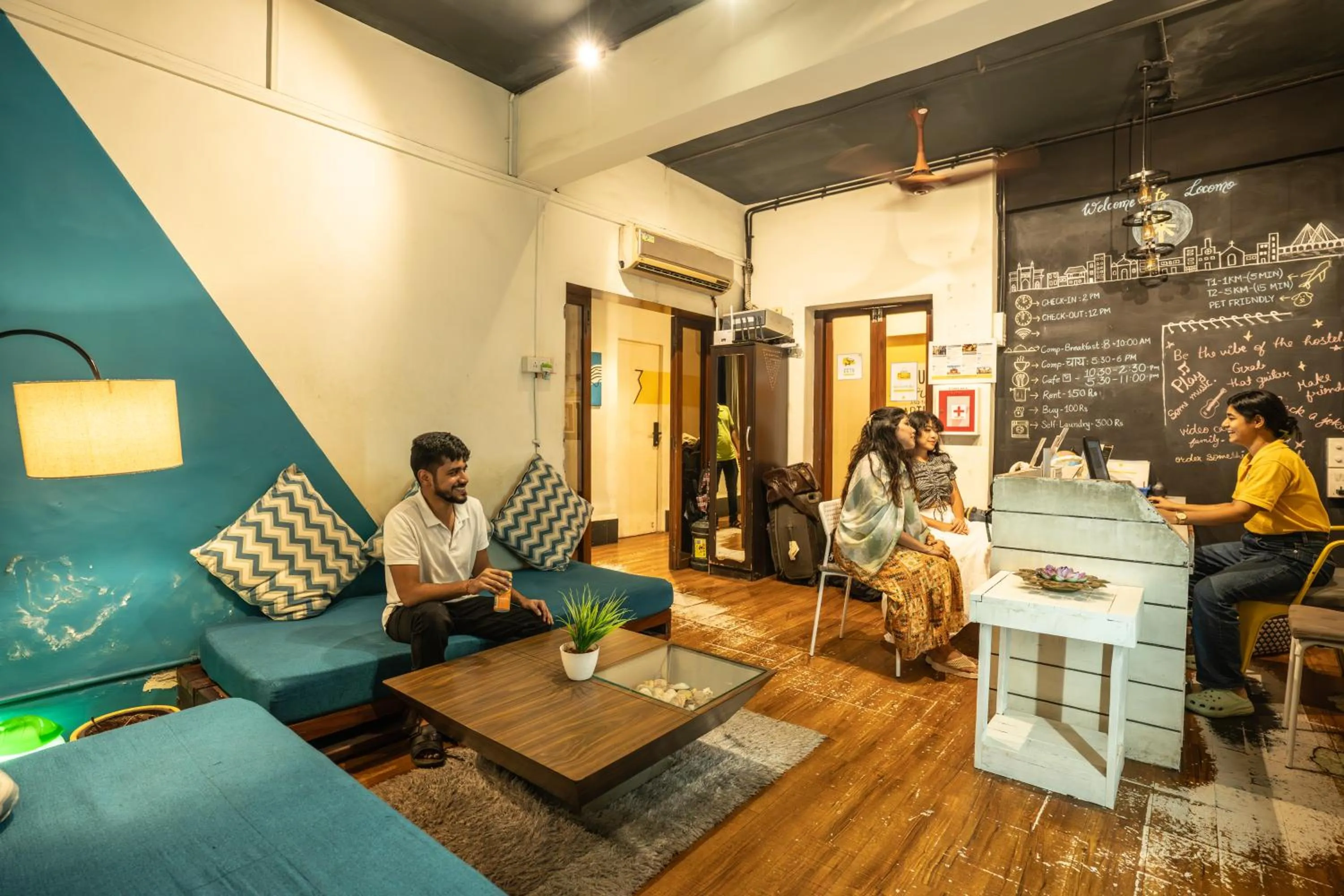 Locomo Hostel OG - Stay Work Eat