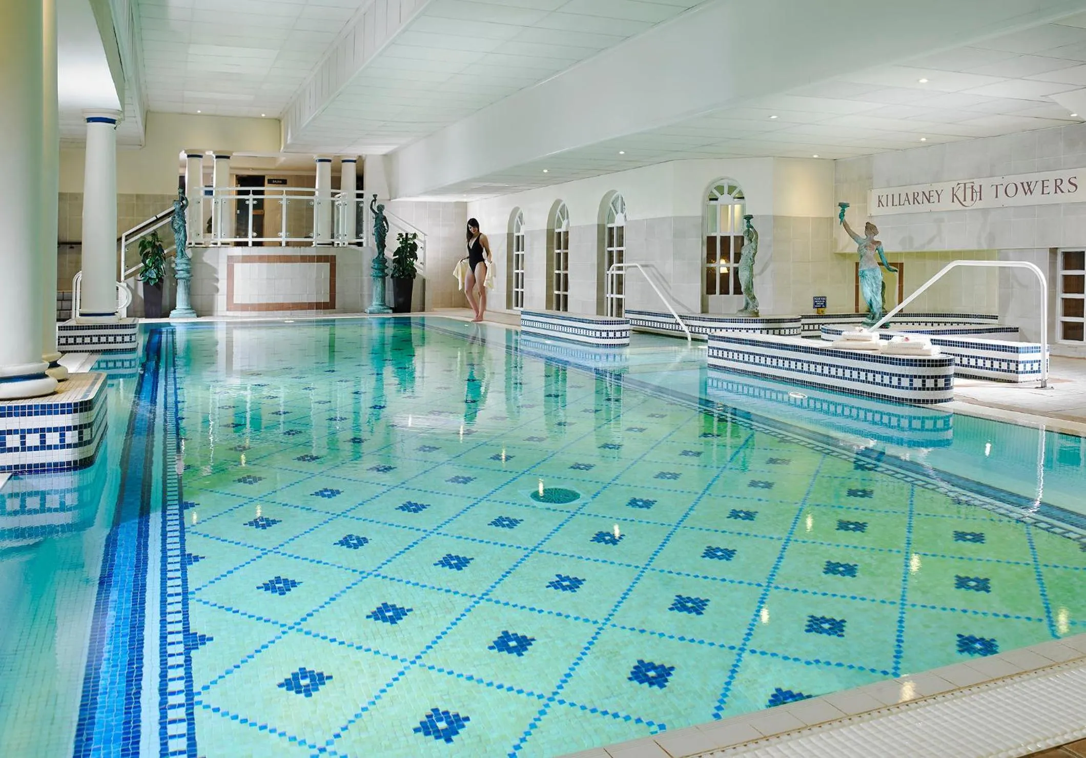 Swimming pool in Killarney Towers Hotel & Leisure Centre