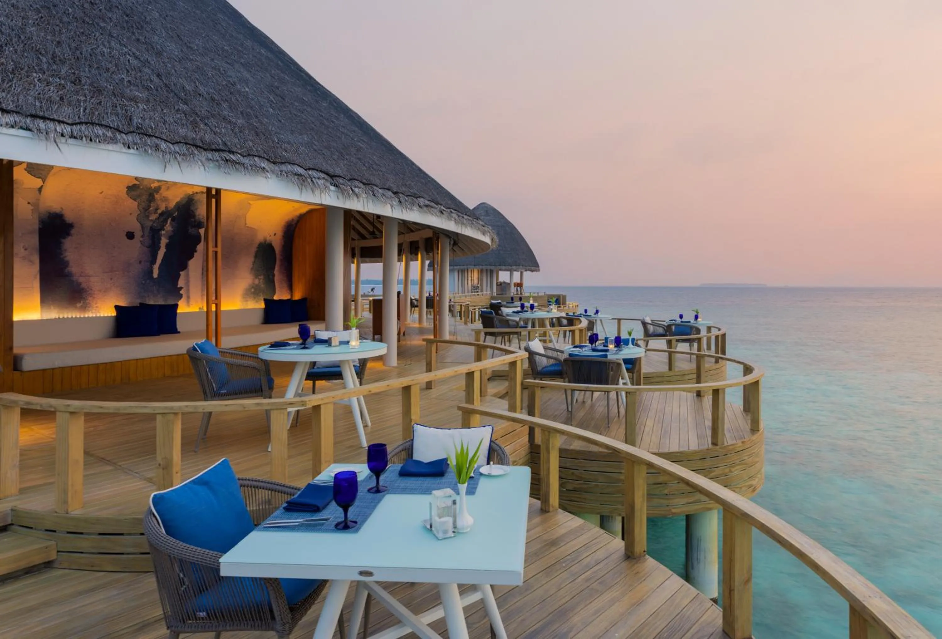 Restaurant/places to eat in Emerald Faarufushi Resort & Spa - Deluxe All Inclusive