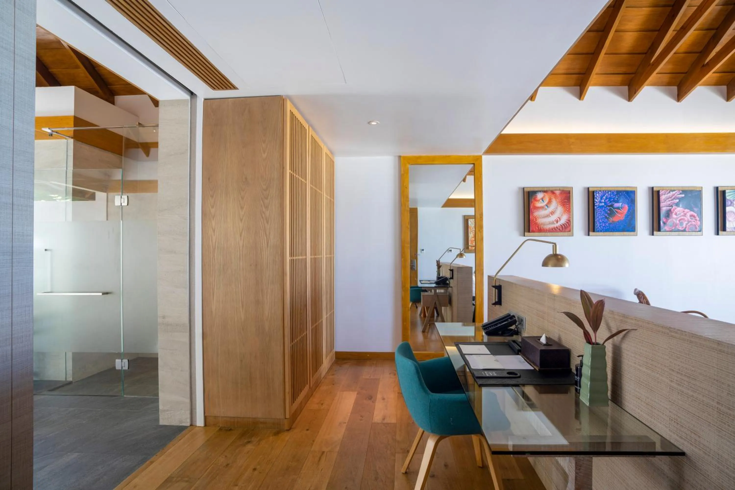 wardrobe in Emerald Faarufushi Resort & Spa - Deluxe All Inclusive