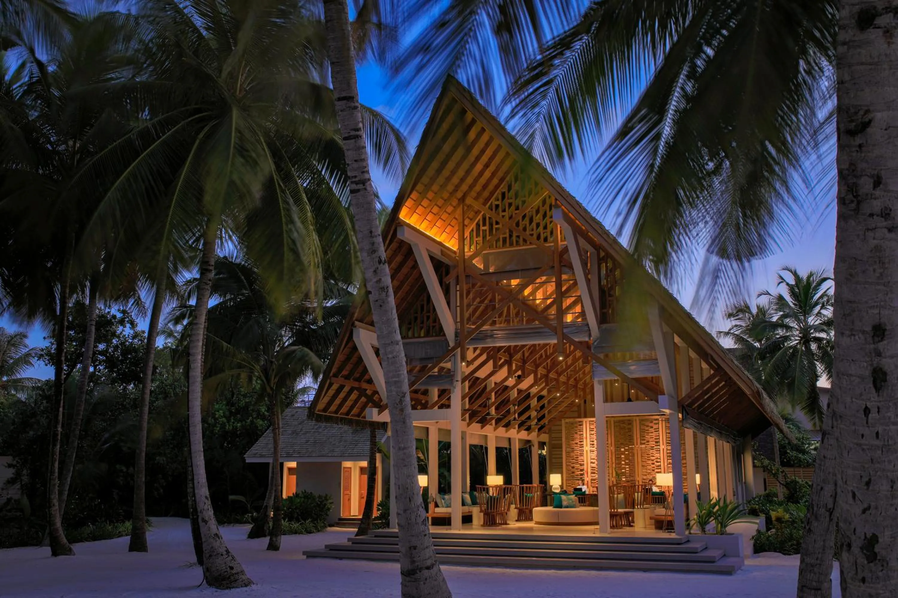 Lobby or reception in Emerald Faarufushi Resort & Spa - Deluxe All Inclusive
