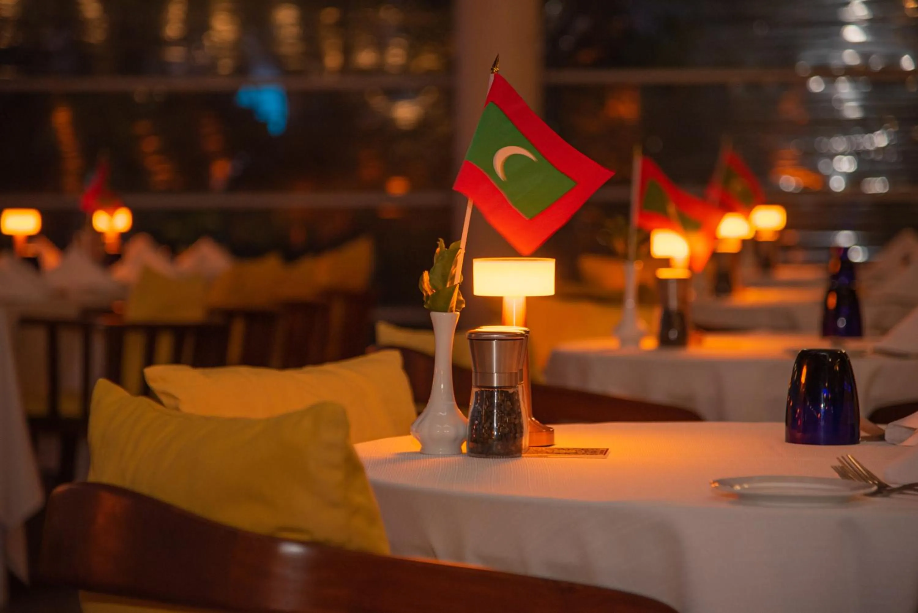 Restaurant/places to eat in Emerald Faarufushi Resort & Spa - Deluxe All Inclusive