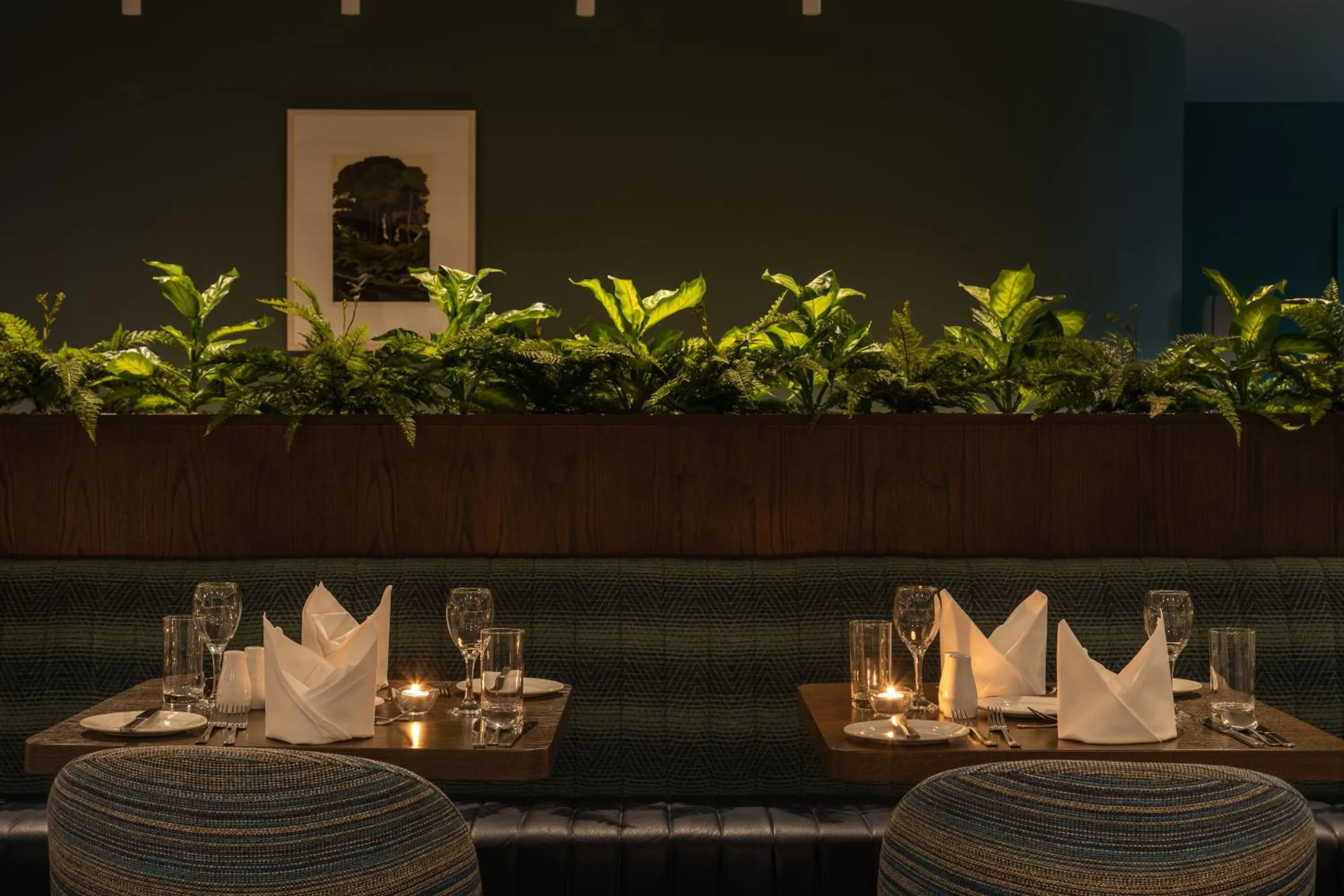 Restaurant/places to eat in McWilliam Park Hotel