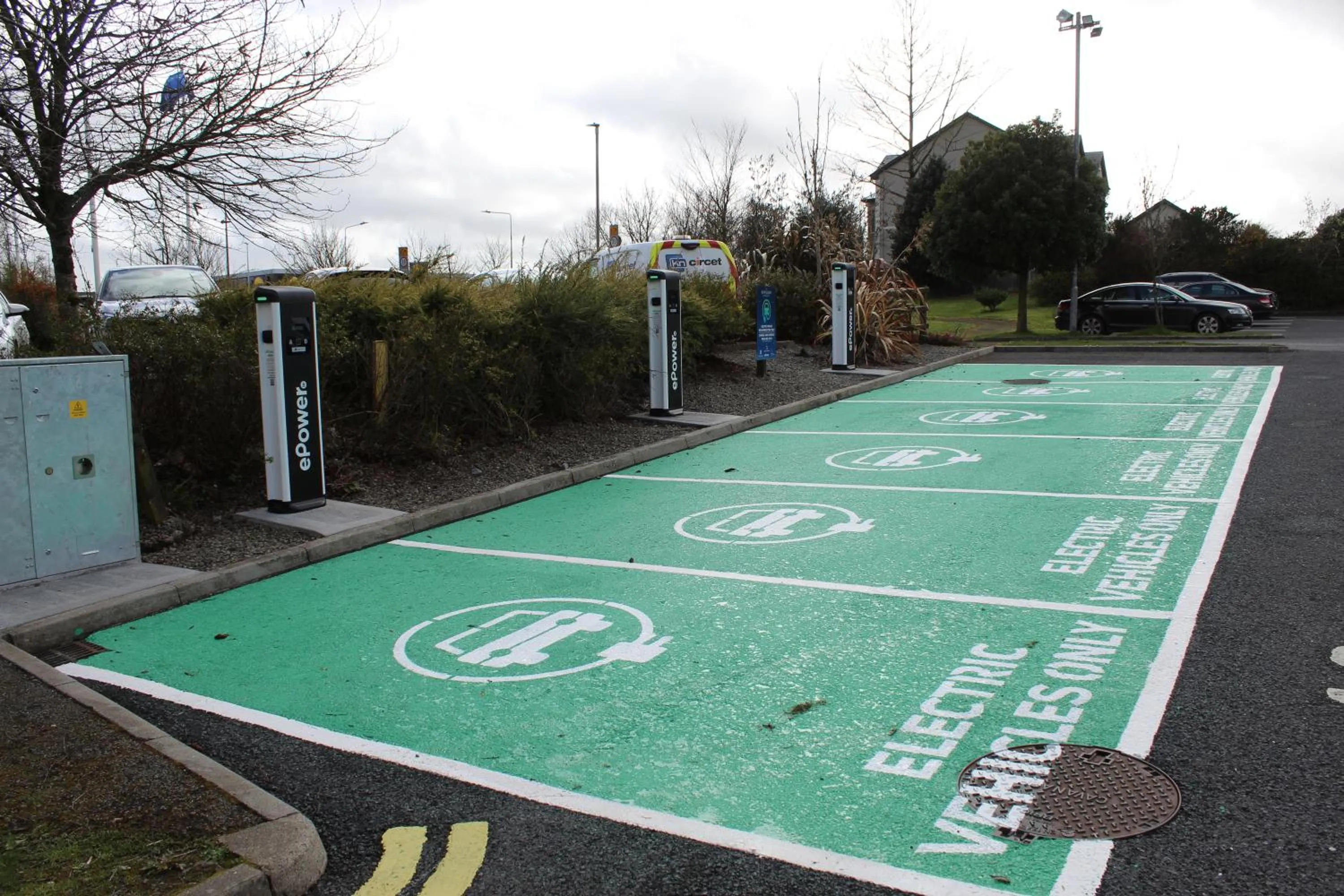 Parking in McWilliam Park Hotel