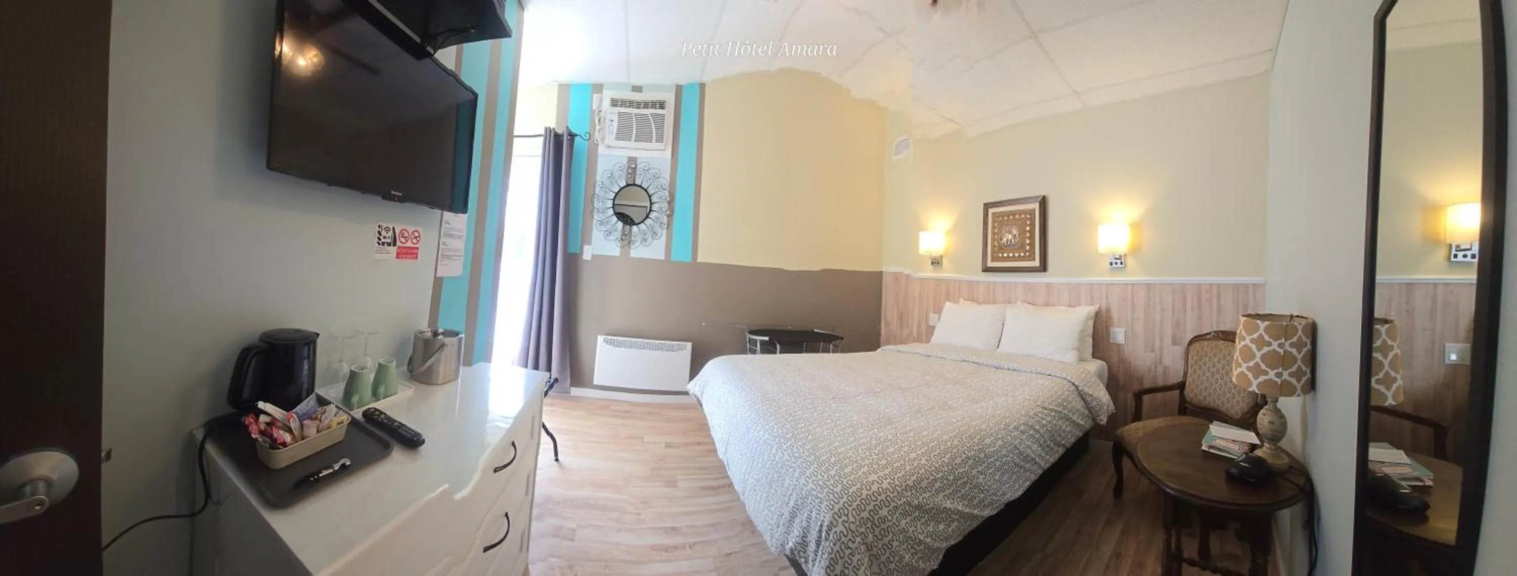 Bed in Petit Hôtel Amara