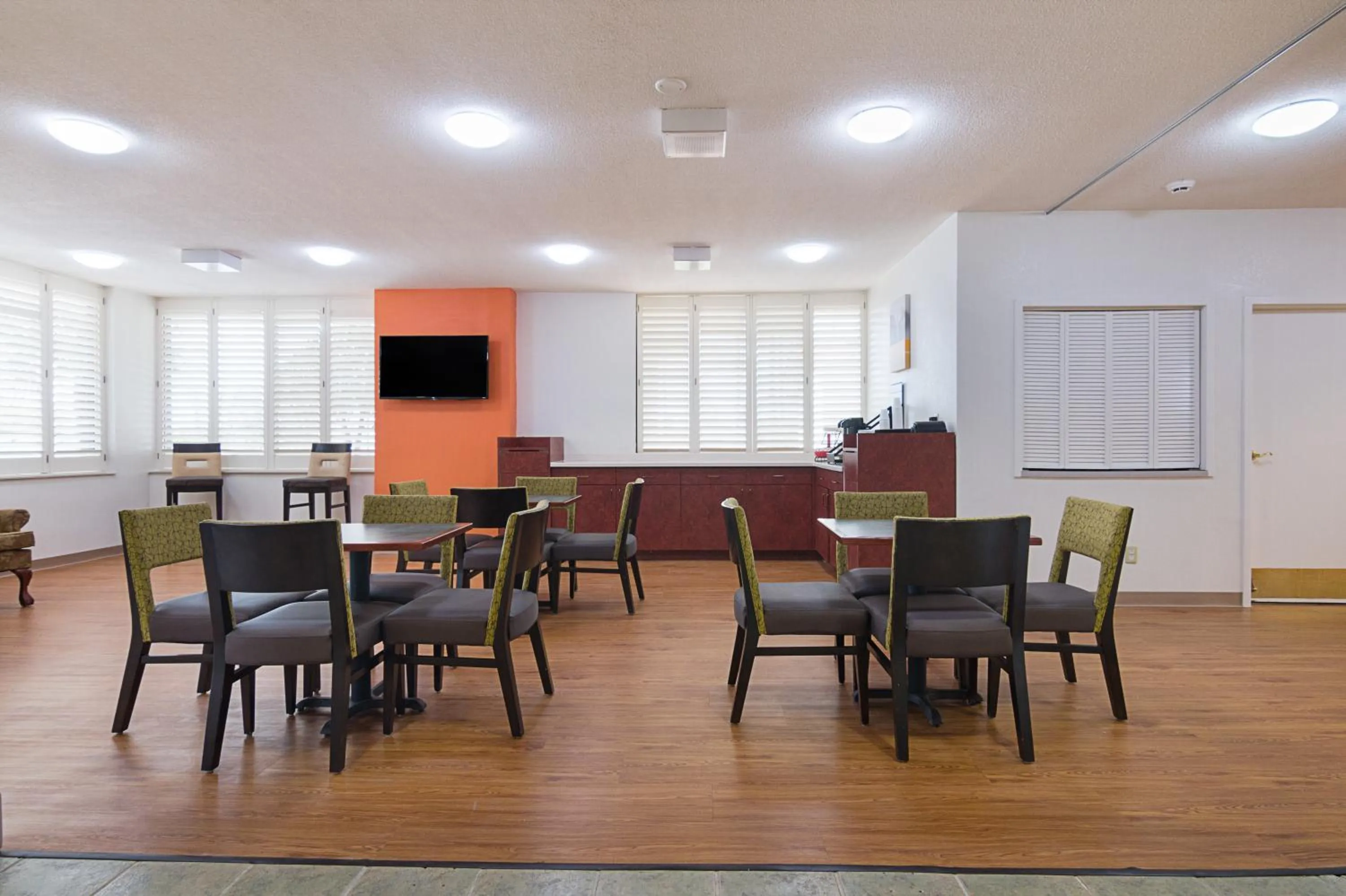 Lobby or reception in Motel 6-Newnan, GA