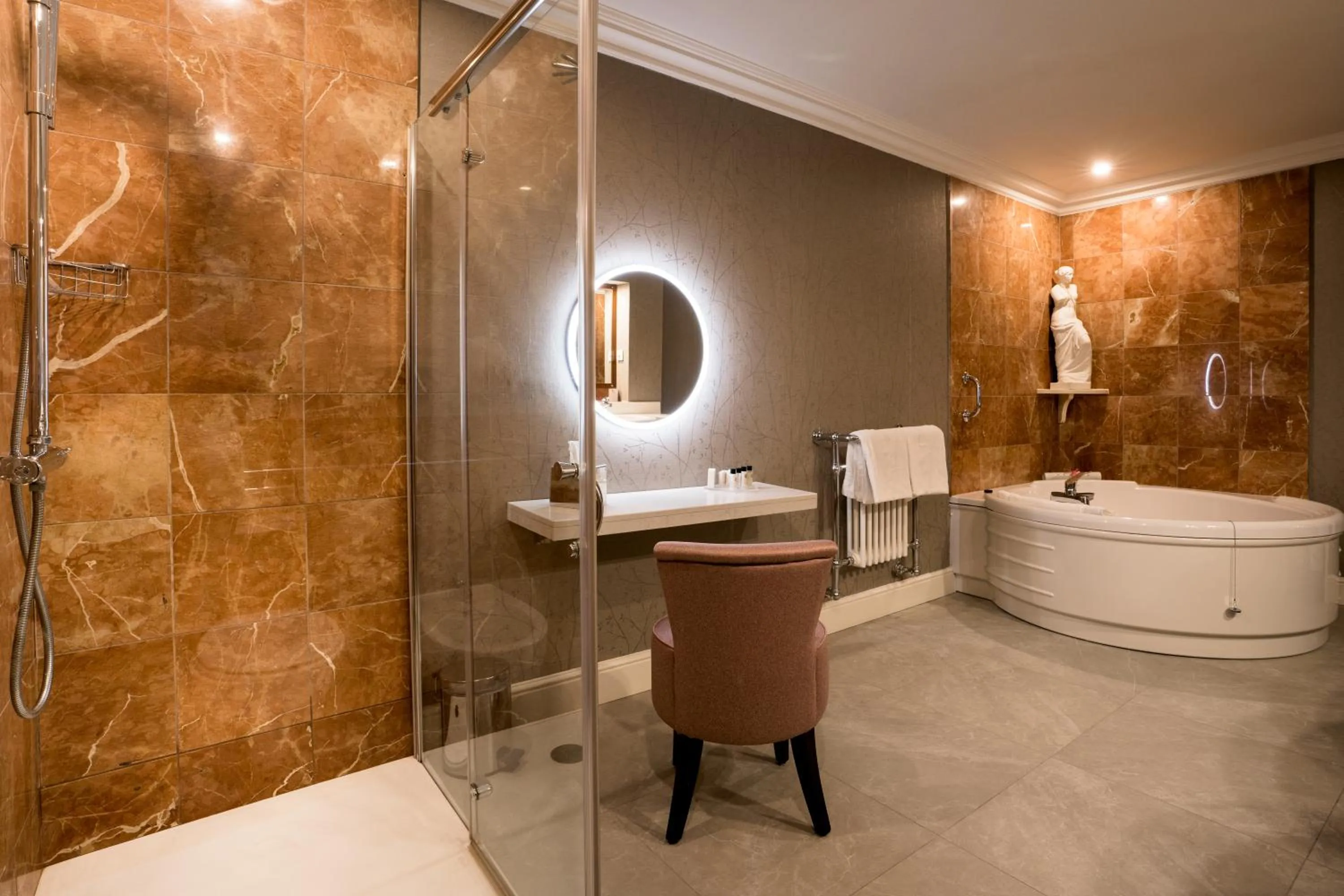 Bathroom in Harvey's Point