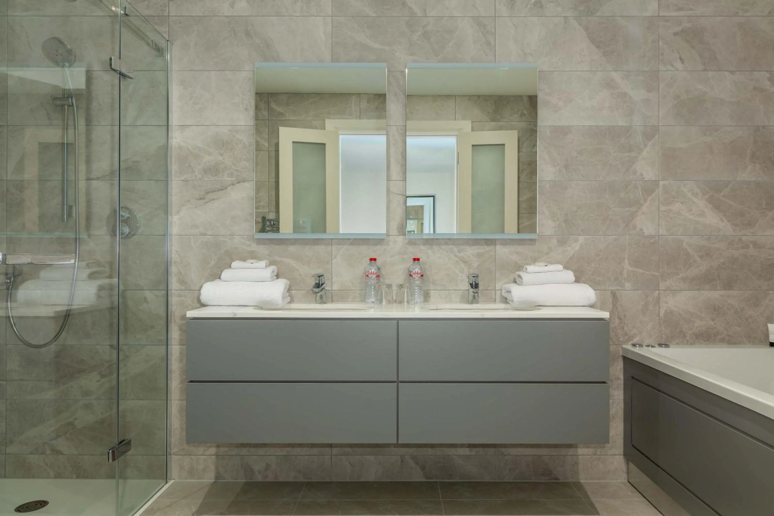 Bathroom in Harvey's Point