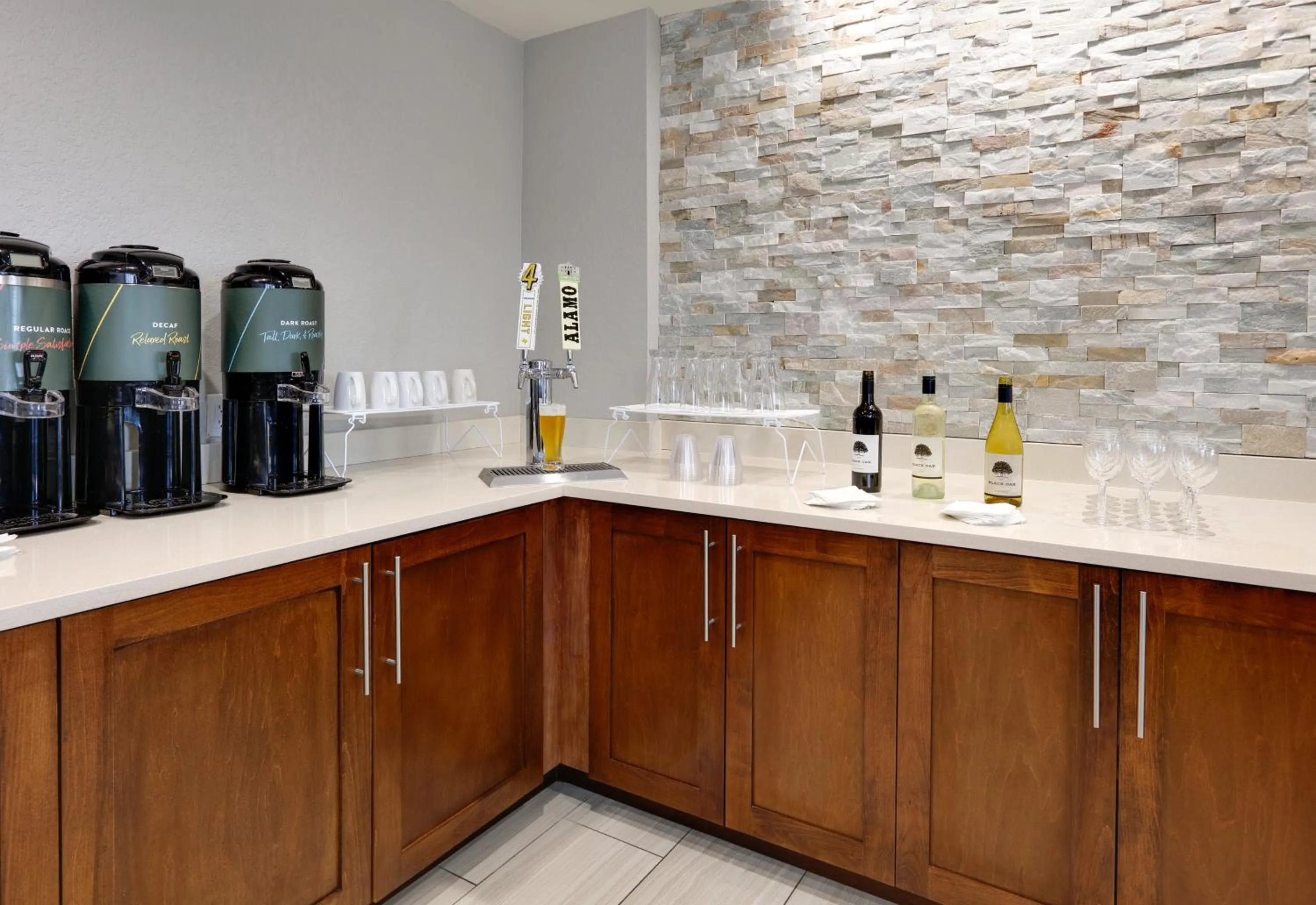 Restaurant/places to eat in Staybridge Suites San Antonio - Schertz by IHG