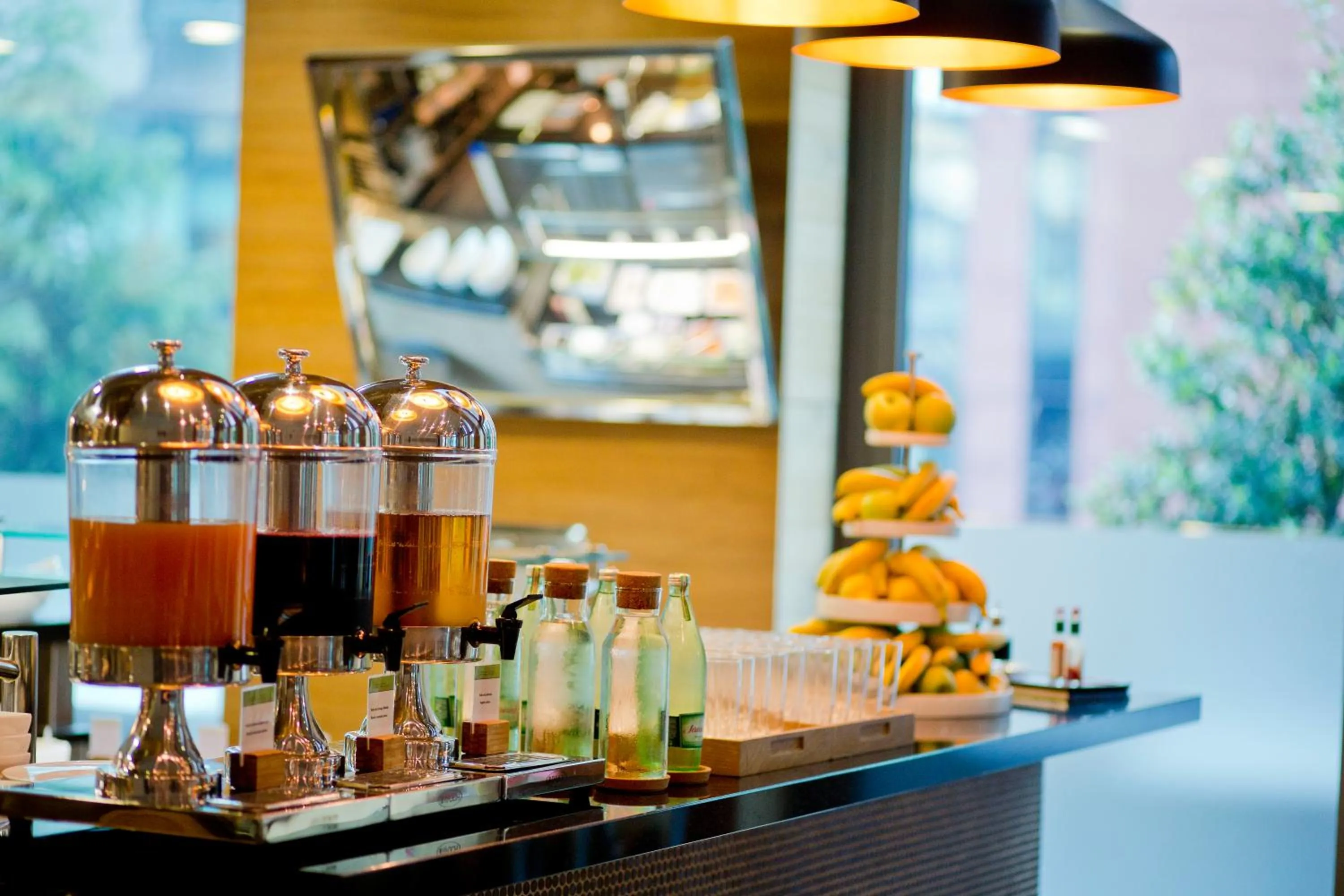 Food and drinks in DoubleTree by Hilton Zagreb