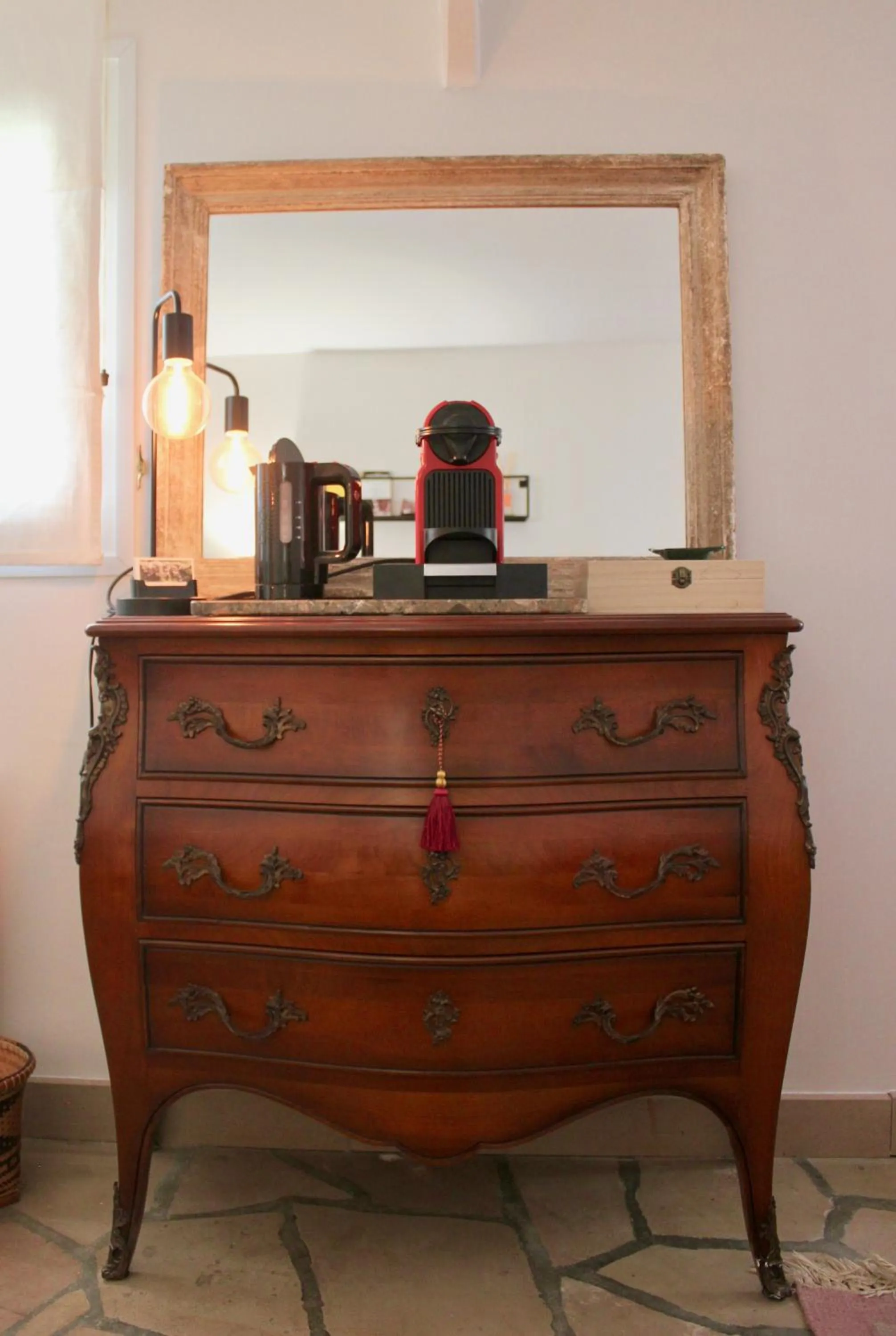 Coffee/tea facilities in Le Chemin du Village