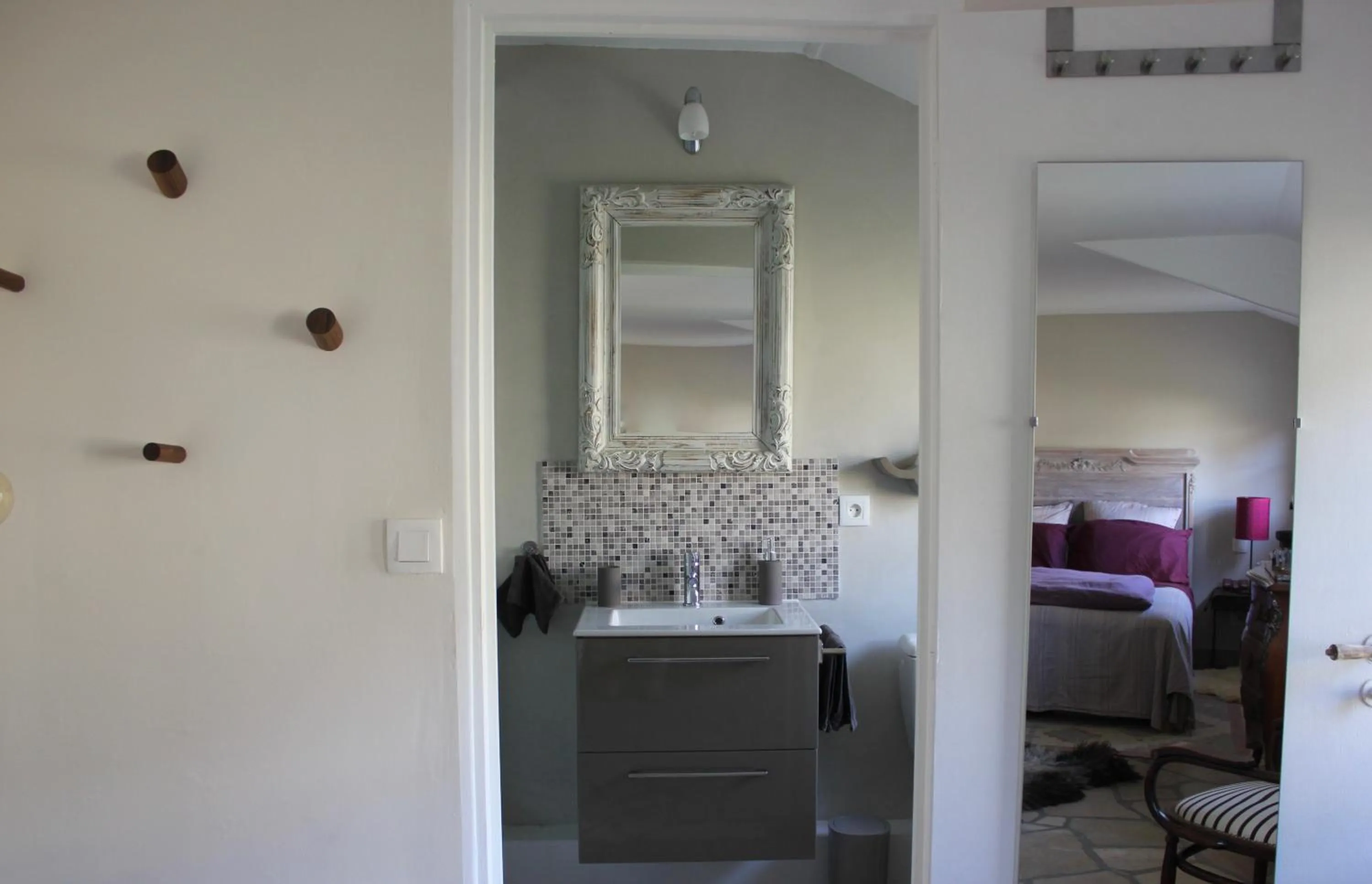 Shower in Le Chemin du Village